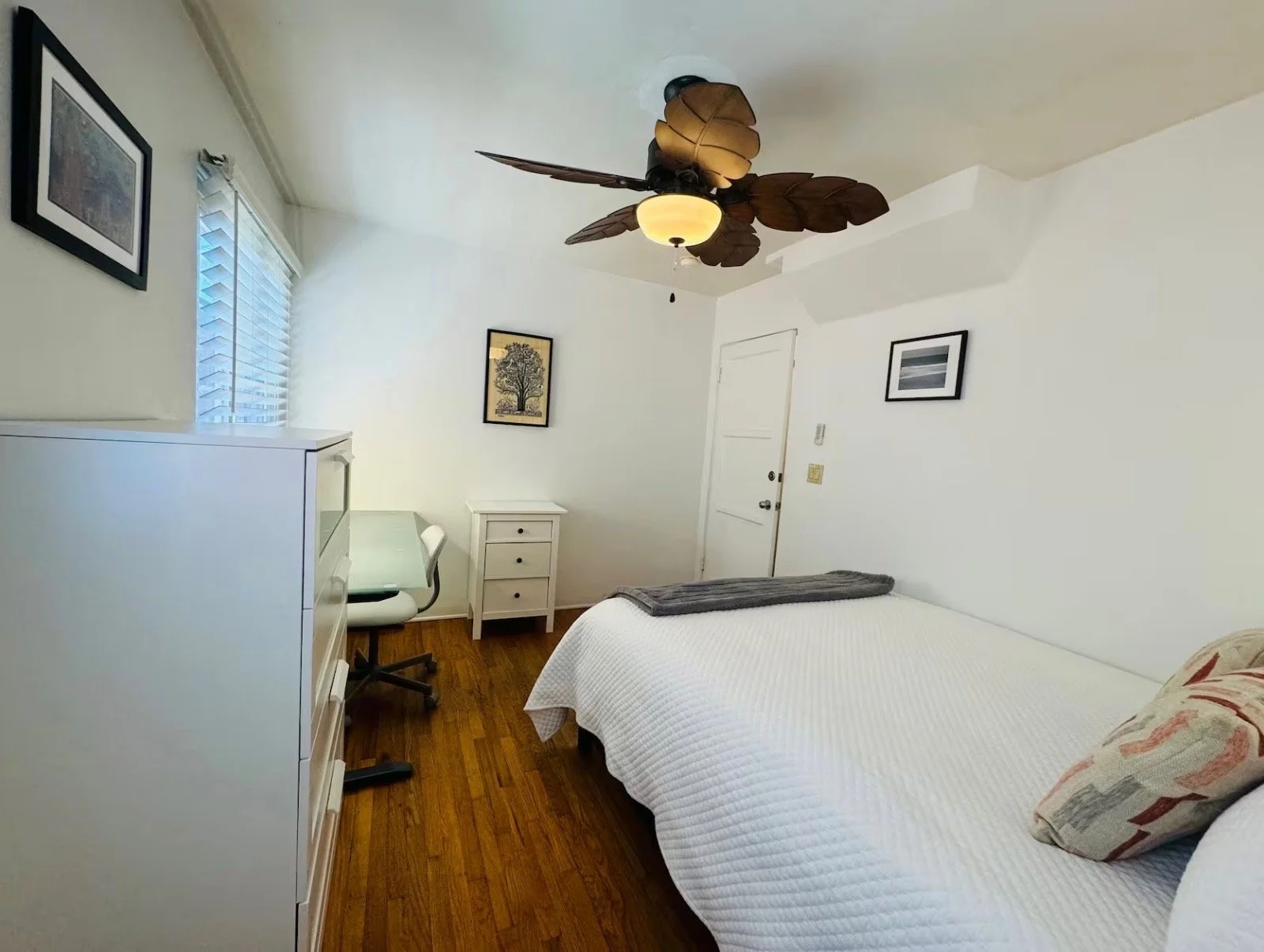 SD Retreat - Single Room.jpg