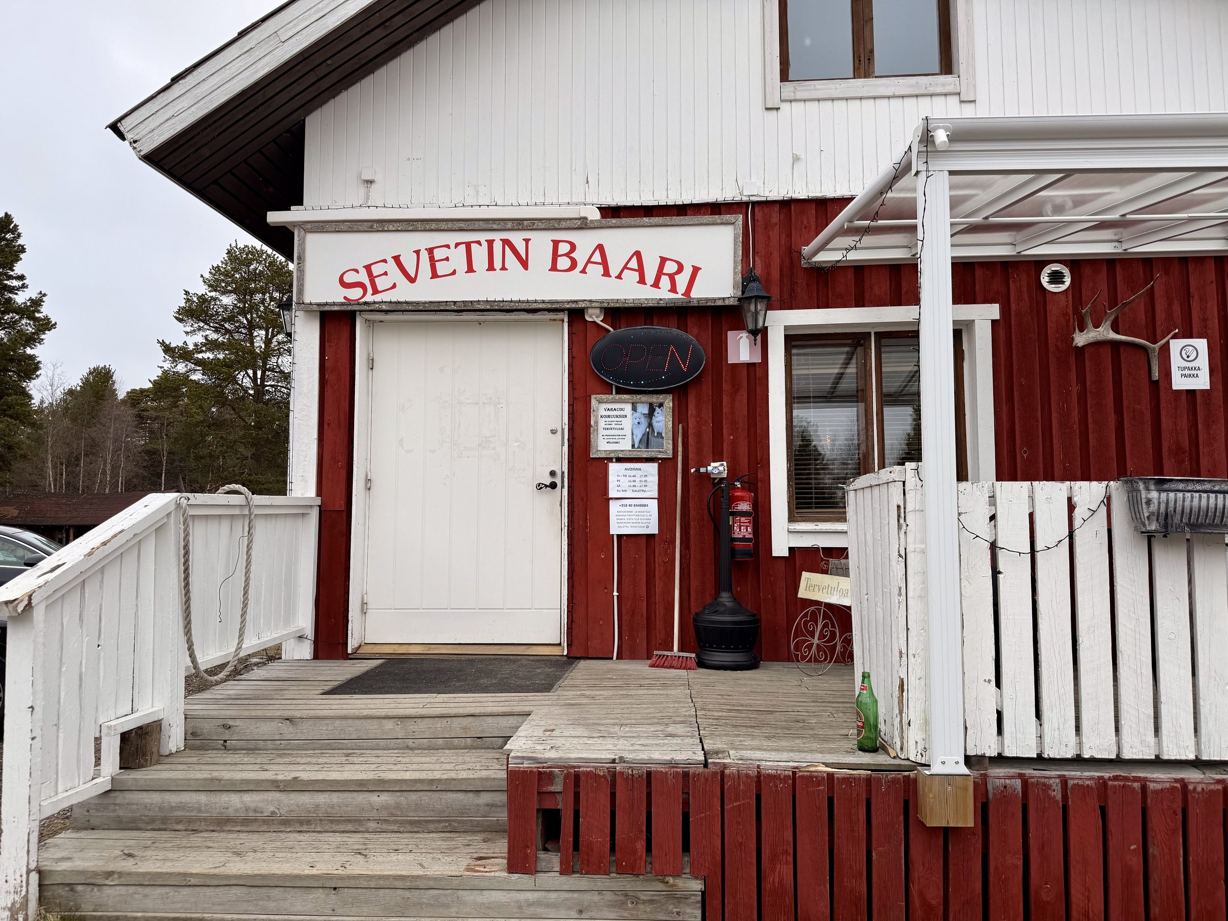 Bar in the middle of nowhere