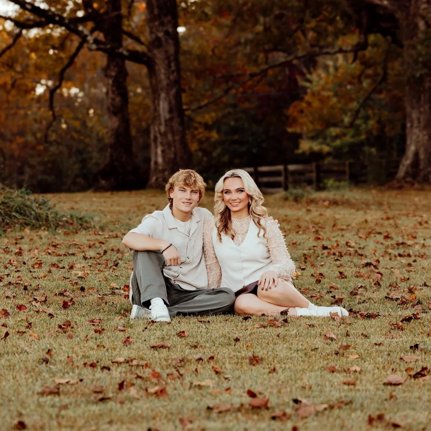 thankful 🍂💫

📸: @ashleyasmithphoto