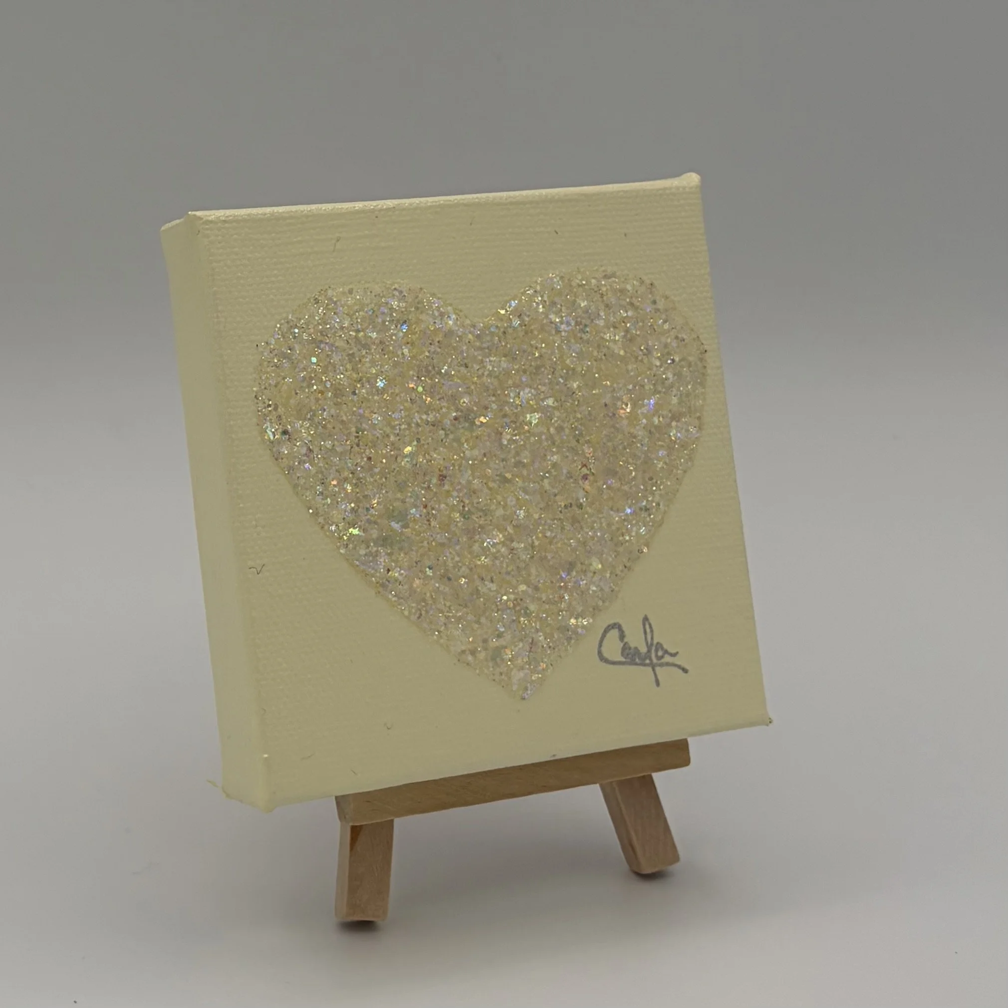 Heart #1139 Soft Yellow with Clear Holographic Glitter