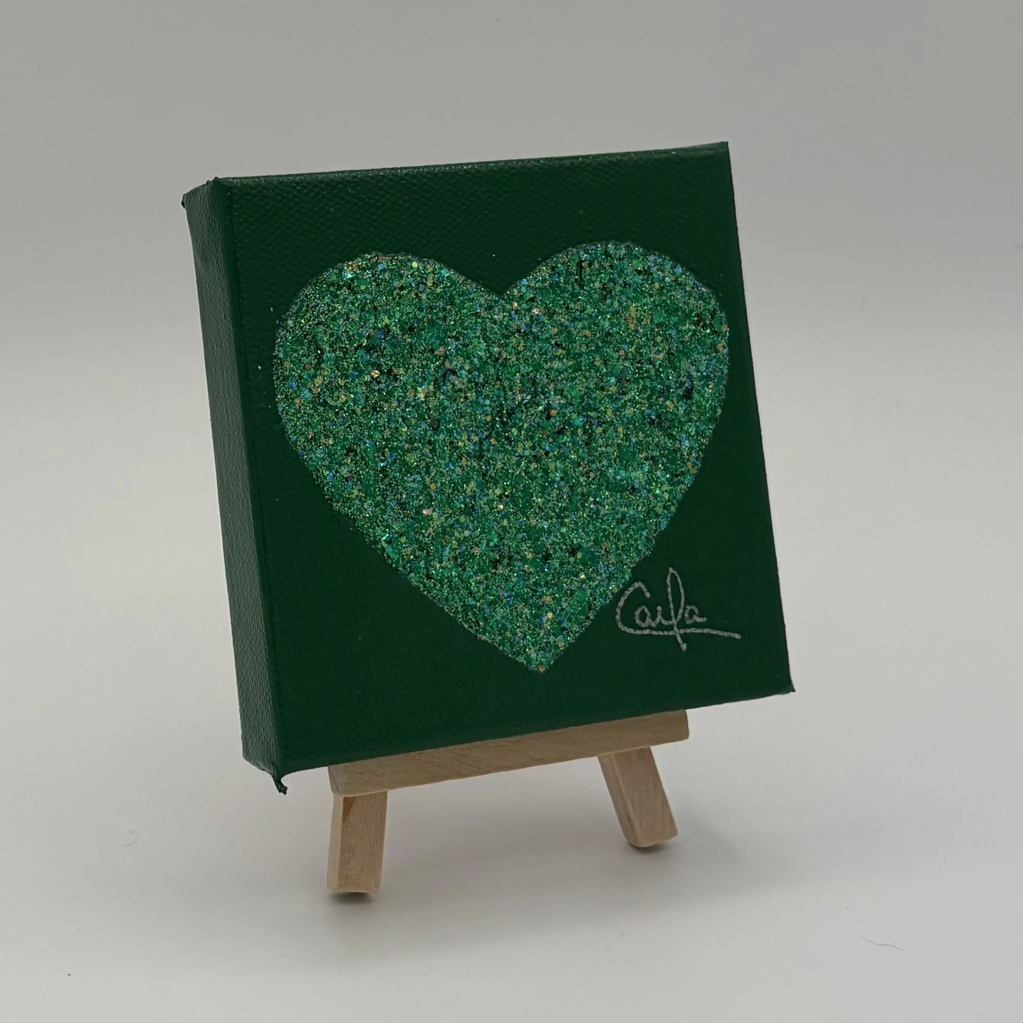 Heart #1119 Royal Emerald Green with Evergreen Glitter