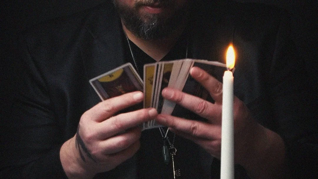 Link in Bio
Event Open to All (who are brave enough)
Step into the shadows this Halloween Eve. On October 30th, inside the 130 year old AHYP Club in downtown Pittsburgh, only 25 guests will gather for an intimate recreation of a Victorian s&eacute;an