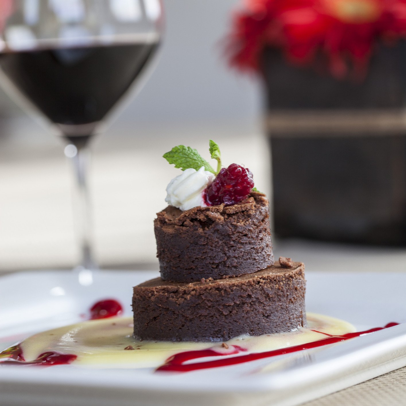 Join us on Valentine's Day after dinner for dessert, some wine and music. A great way to cap off your evening! LINK IN BIO!

EVENT OPEN TO ALL! Individuals, couples, members and non-members alike!

Looking for something unique and fun this Valentine'