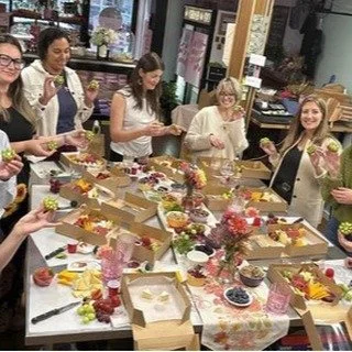 ALL ARE WELCOME!
Link in Bio

Make-Your-Own-Charcuterie Night!

Have fun and learn how to make something delicious while you're at it! 

#pittsburghthingstodo
#downtownpittsburgh
#datenight
#socialclub
#funwithfood