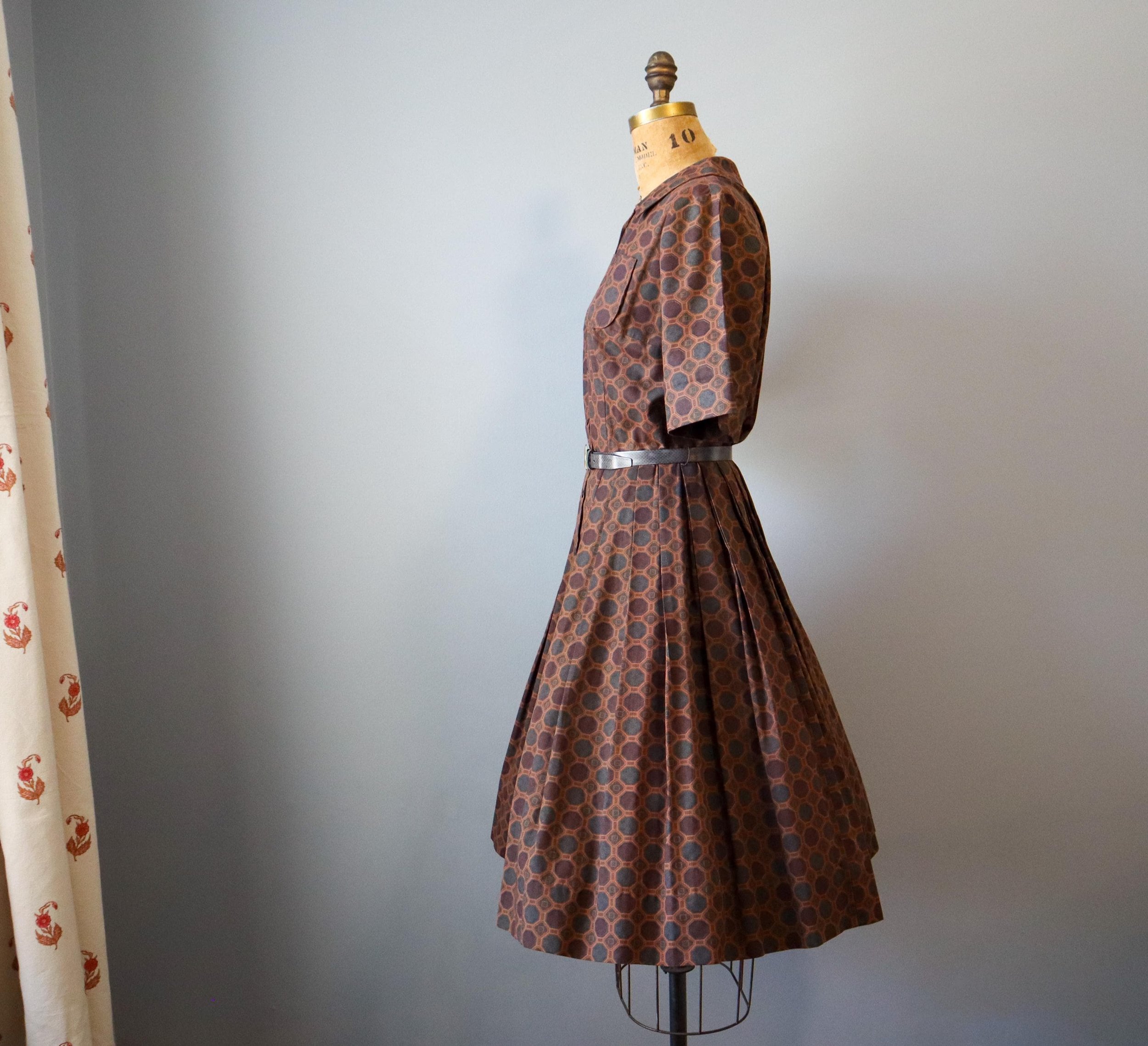 https://i.etsystatic.com/20806851/r/il/17647e/6616030095/il_fullxfull.6616030095_nz8j.jpg