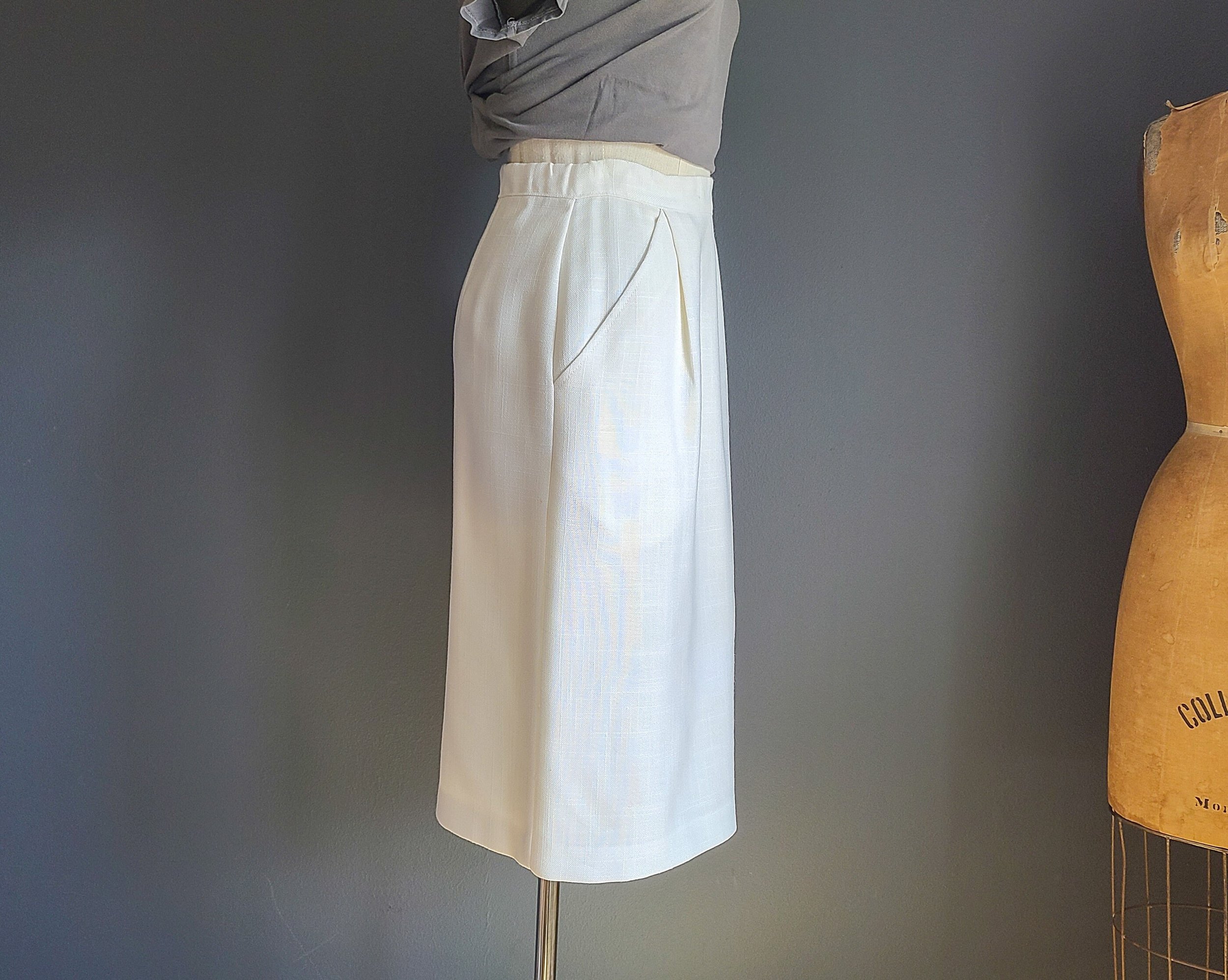https://i.etsystatic.com/20806851/r/il/57eaf8/3840808045/il_fullxfull.3840808045_563y.jpg