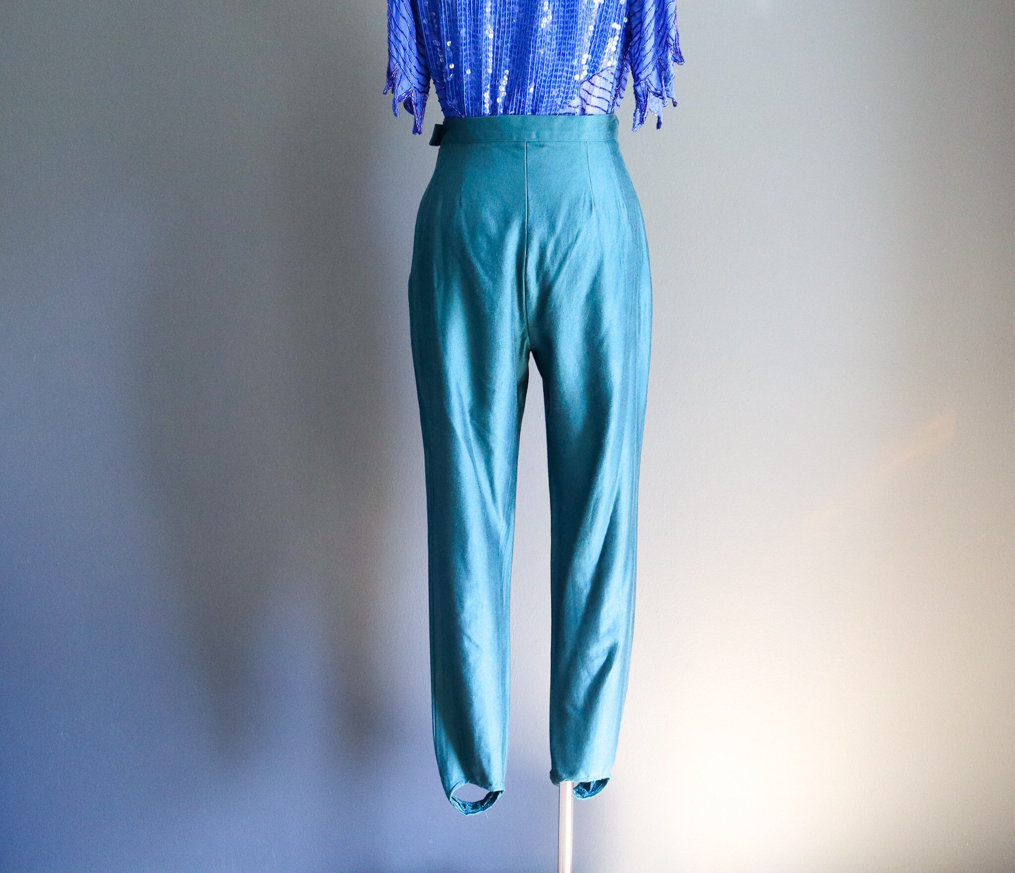 https://i.etsystatic.com/20806851/r/il/27ae7c/3359566224/il_fullxfull.3359566224_gcmq.jpg