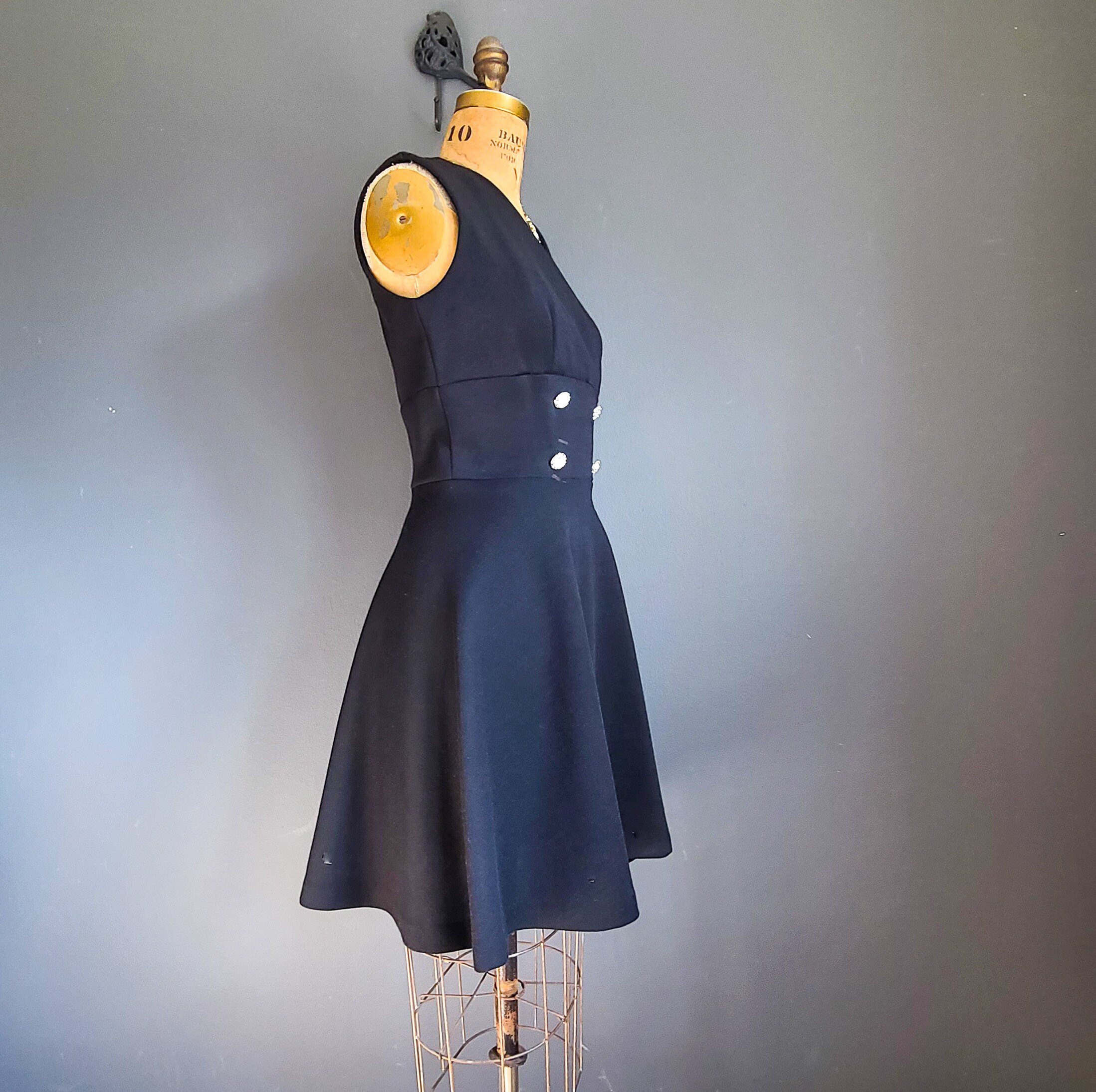 https://i.etsystatic.com/20806851/r/il/c48053/3840449787/il_fullxfull.3840449787_3yv3.jpg