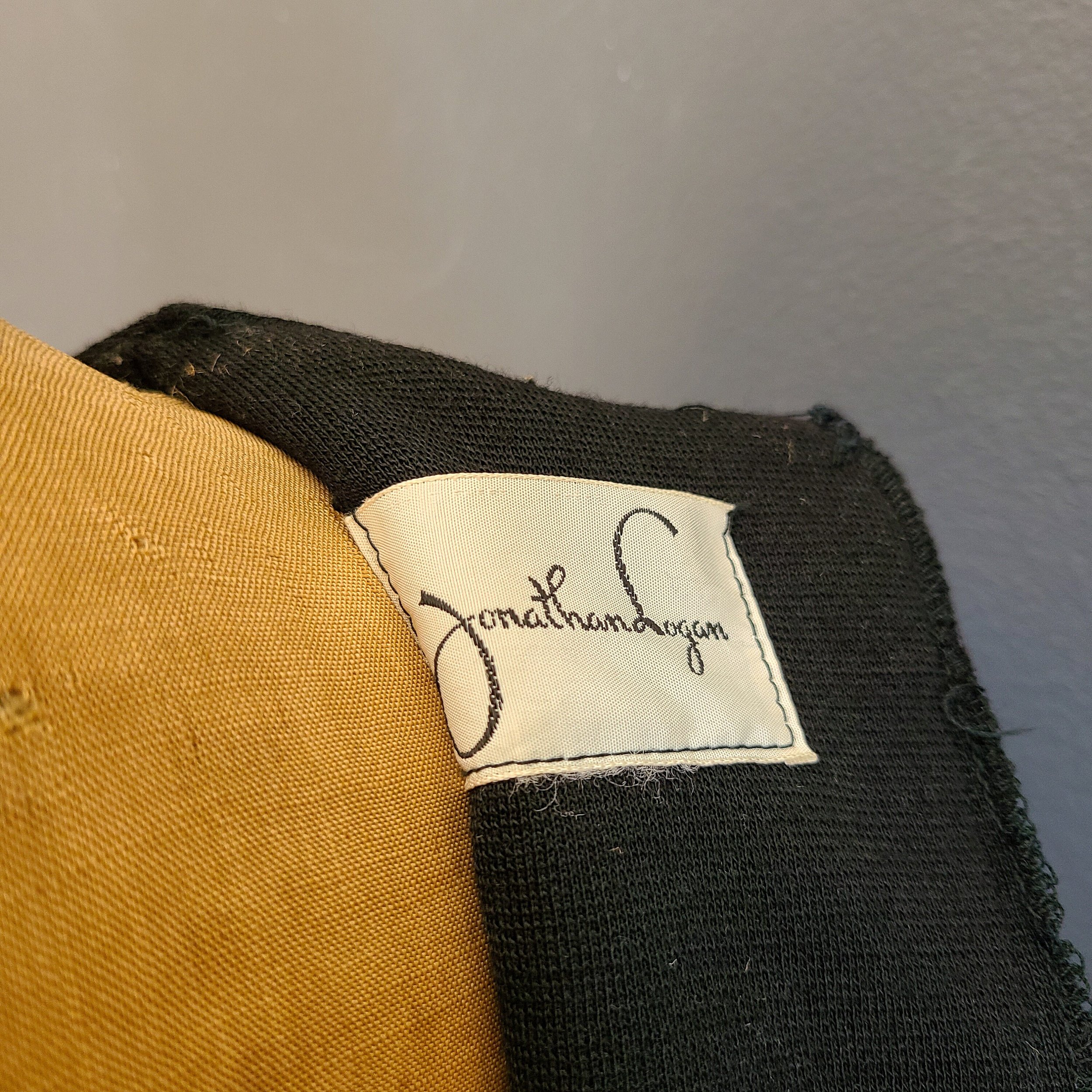 https://i.etsystatic.com/20806851/r/il/f529b5/3792860958/il_fullxfull.3792860958_2ctv.jpg