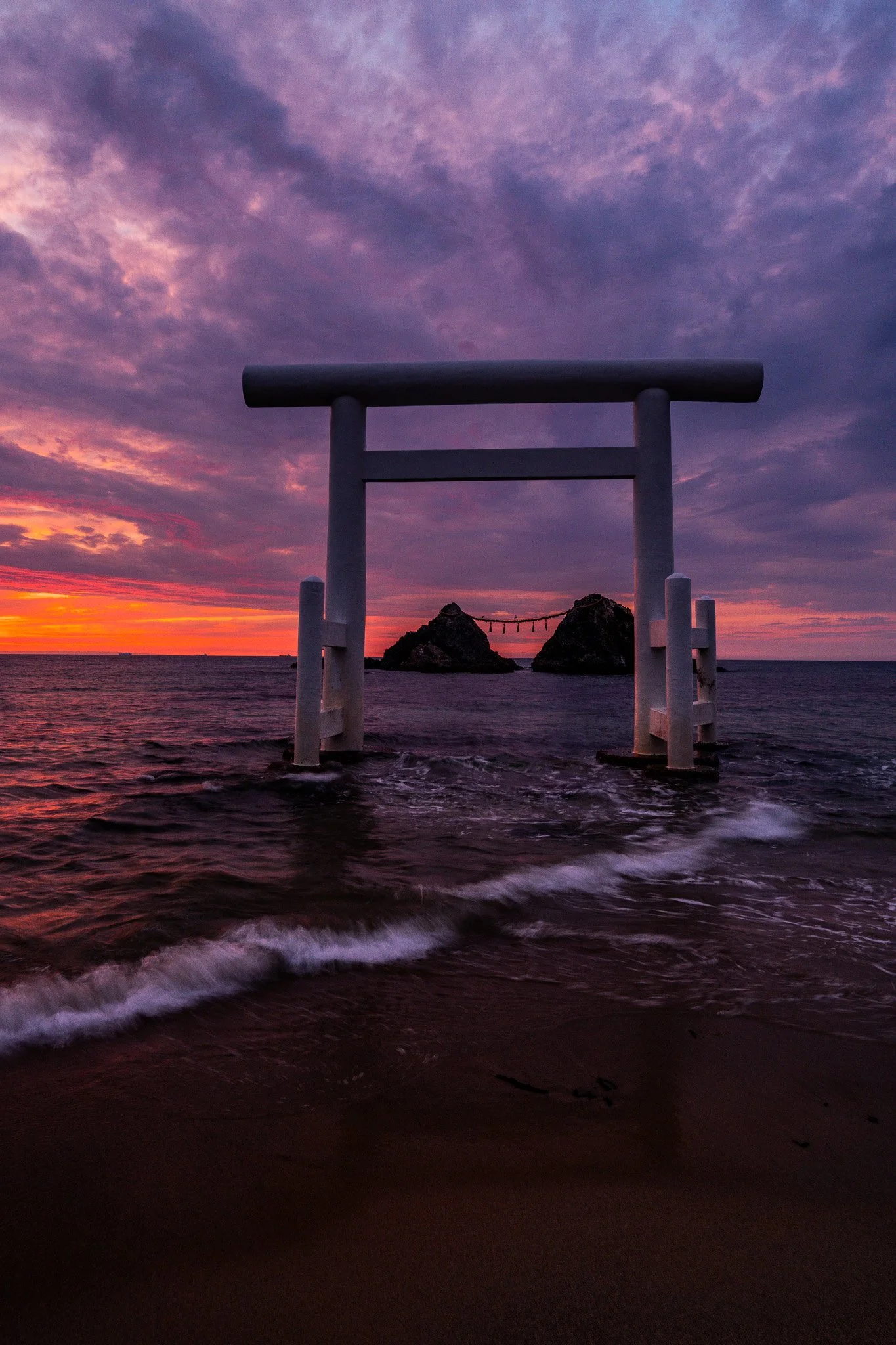 Between Plans &amp; Places: Two Weeks Across Japan - When We Chose Not to Turn Back