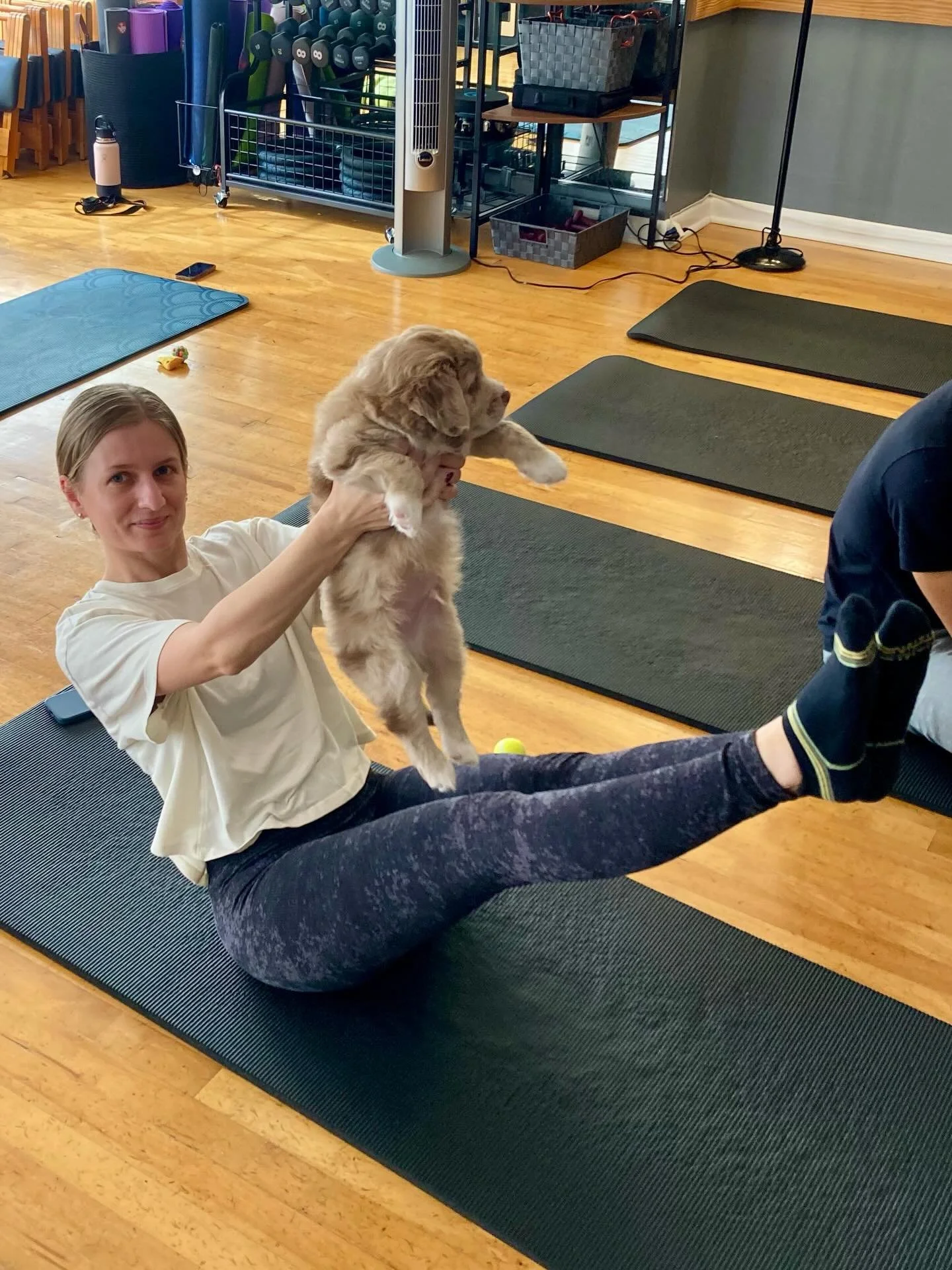 Another Teaser Tuesday photo op from our Puppies and Pilates event!  These never get old!!

#pilates #pilatesmat #matpilates #puppies #puppy #teaser #teasertuesday #pilates4virginiabeach