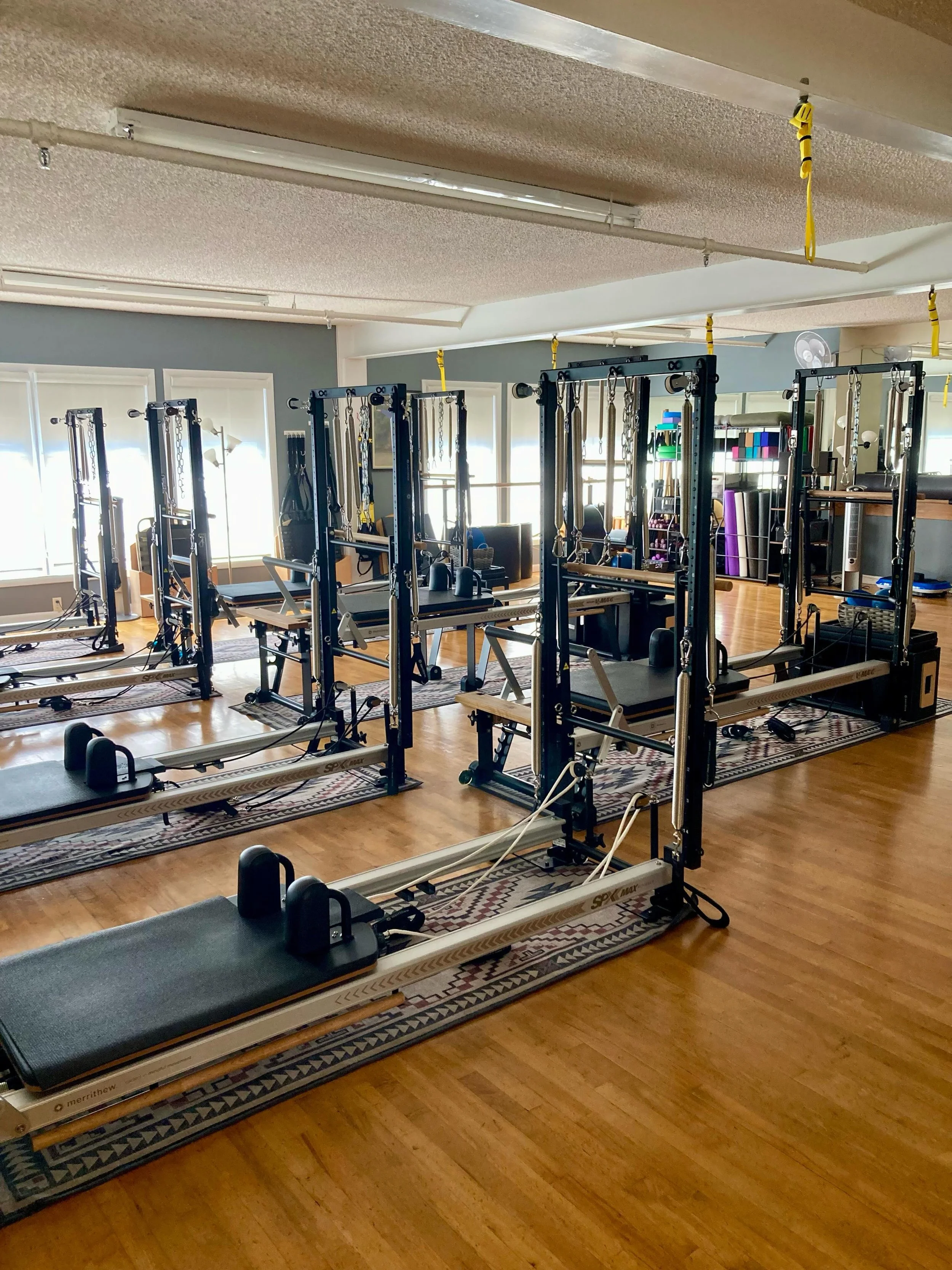 It&rsquo;s like a fairy tale. Every reformer has its own perfect vertical frame soulmate!😁

#pilates #pilates4virginiabeach #pilatesstudio #pilatesreformer #soulmate