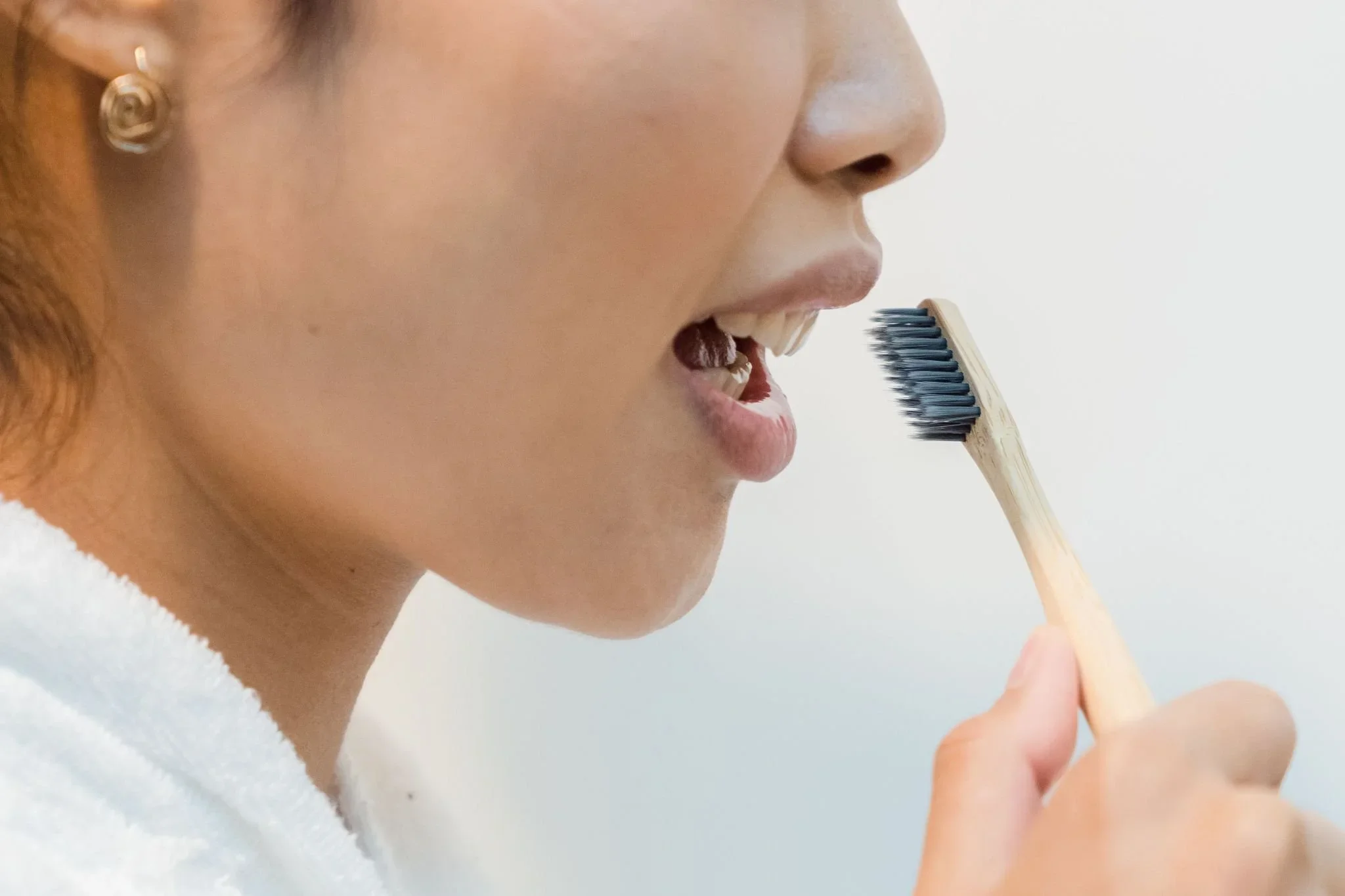 Bleeding From Gums When Brushing: Causes, Risks, and When to See a Specialist