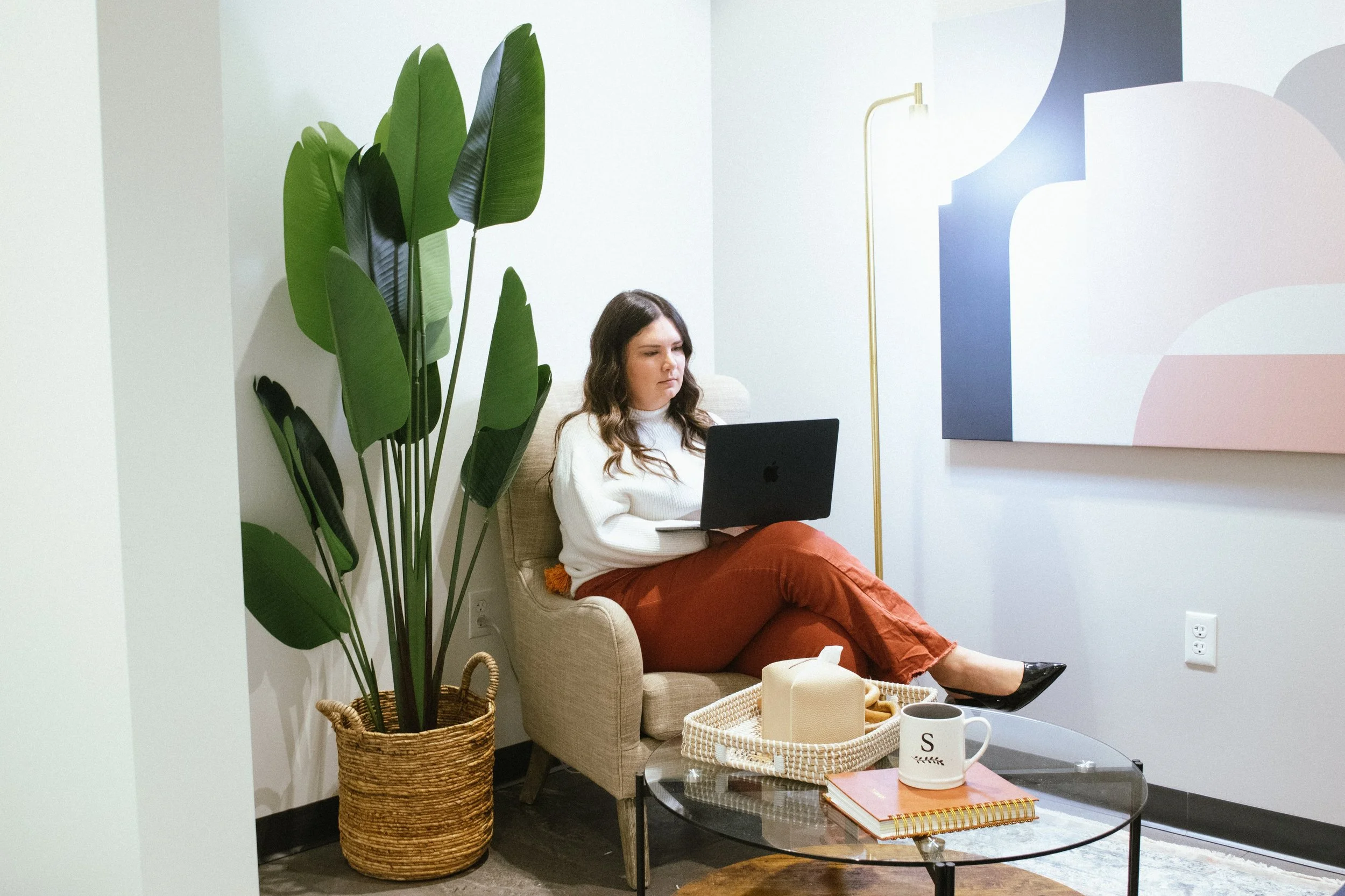 Stepping Away From Social Media: What I Noticed When I Logged Off