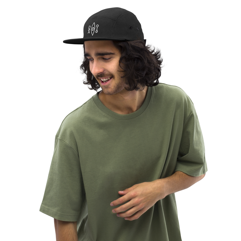 man wearing a hat