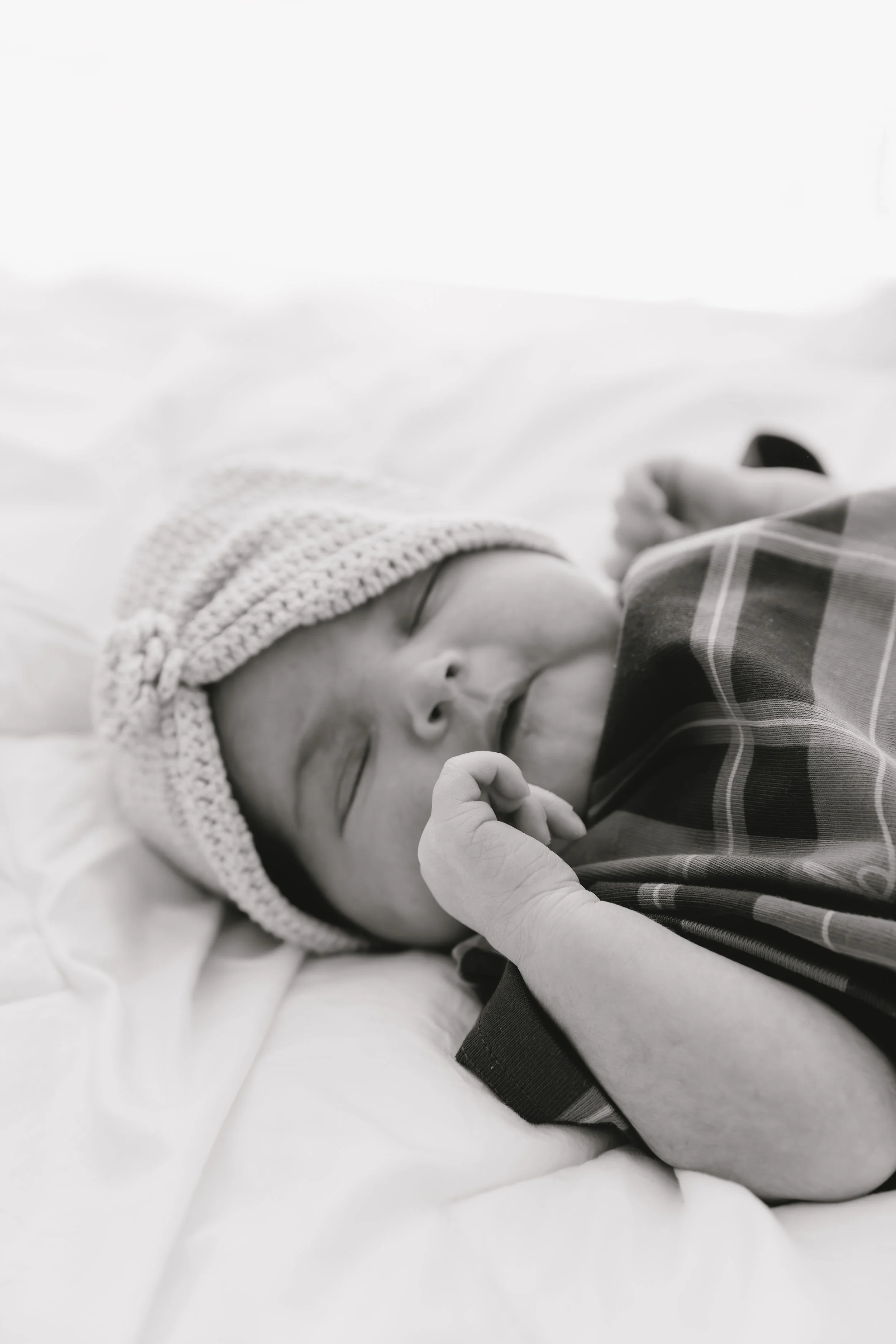 Megan Cox_Adelaide_Photographer_Newborn_Baby_Motherhood_Post_Partum_Maternity.jpg