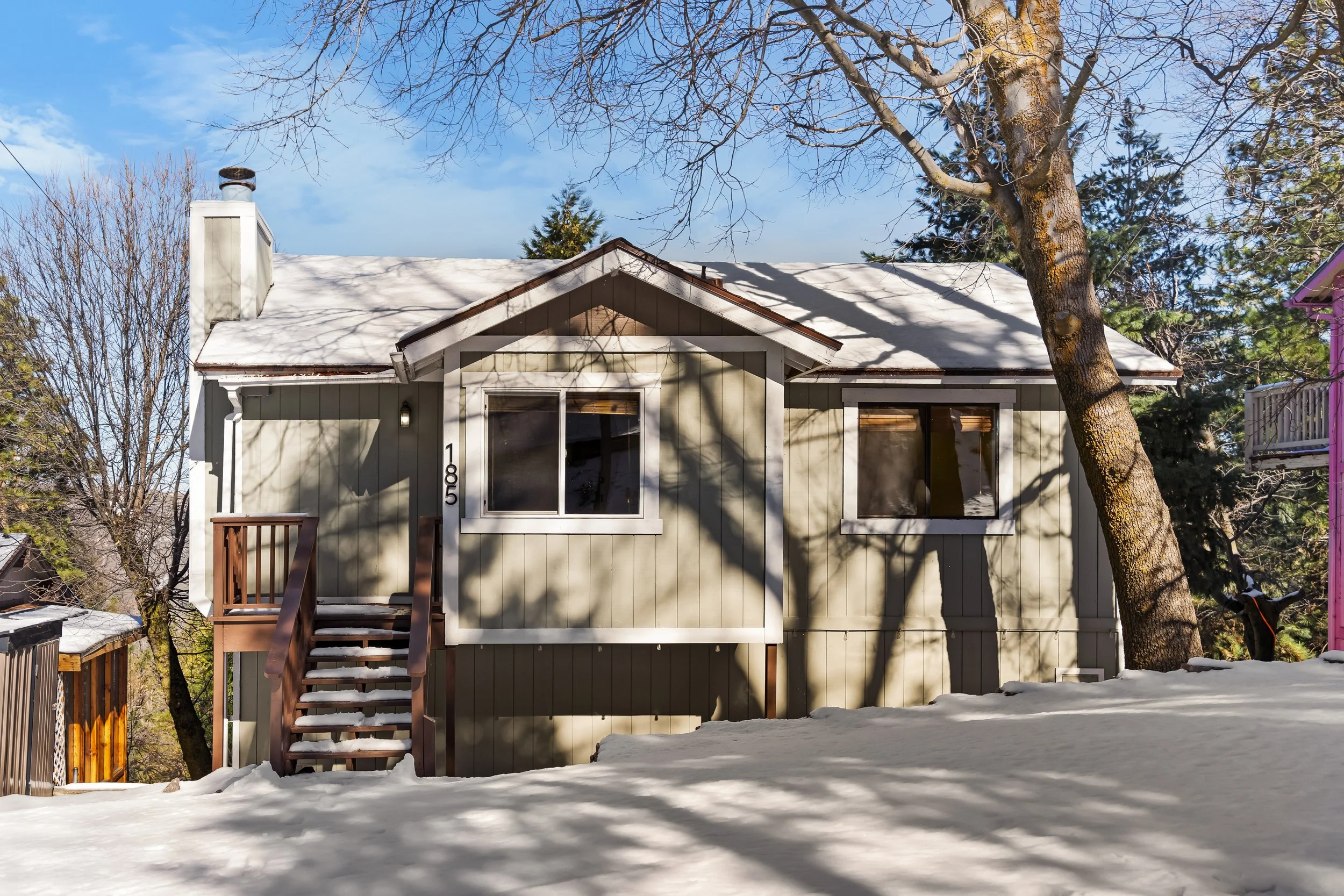 Crestline Mountain House