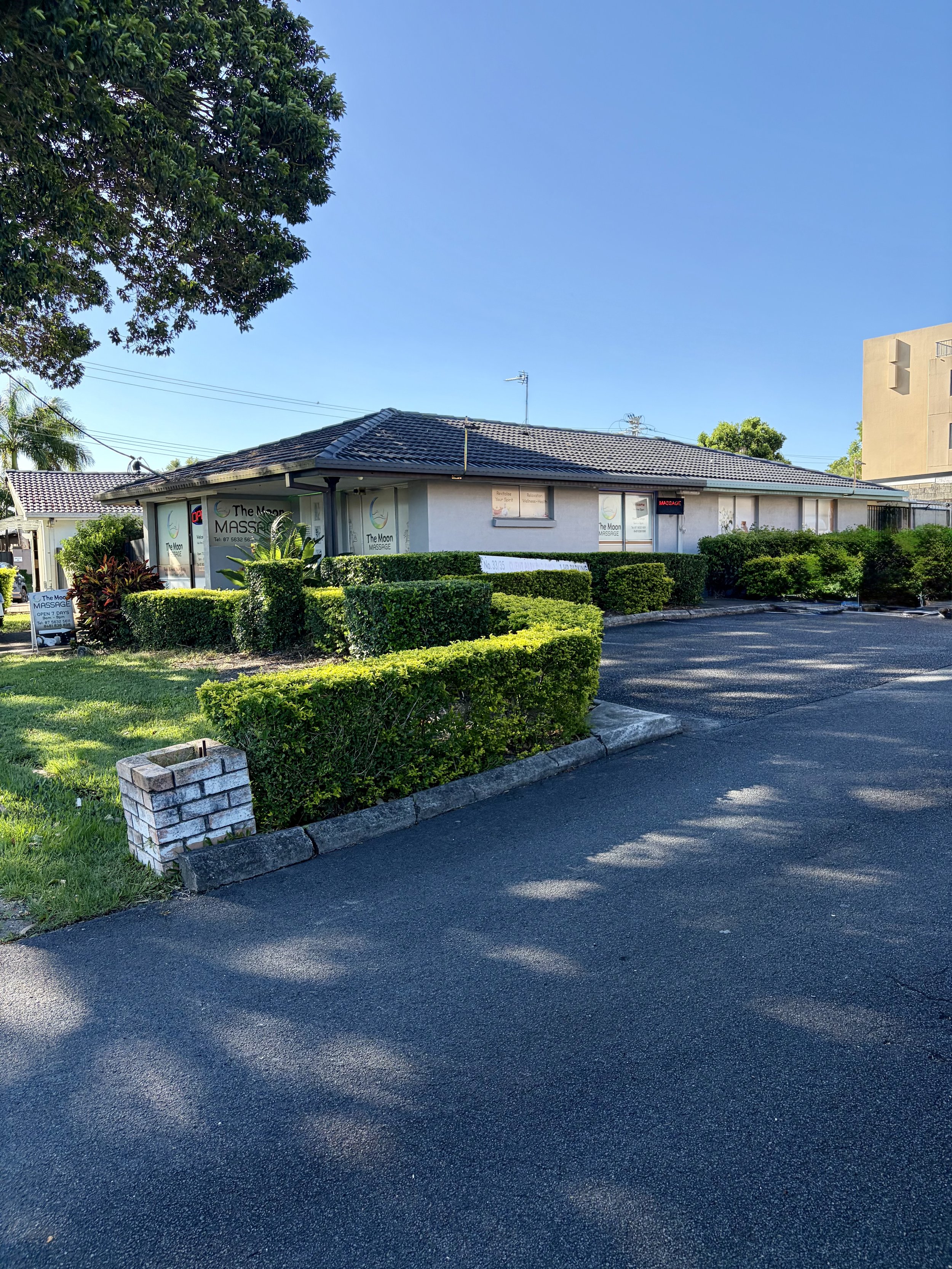Moon Massage Bundall 2.jpeg
