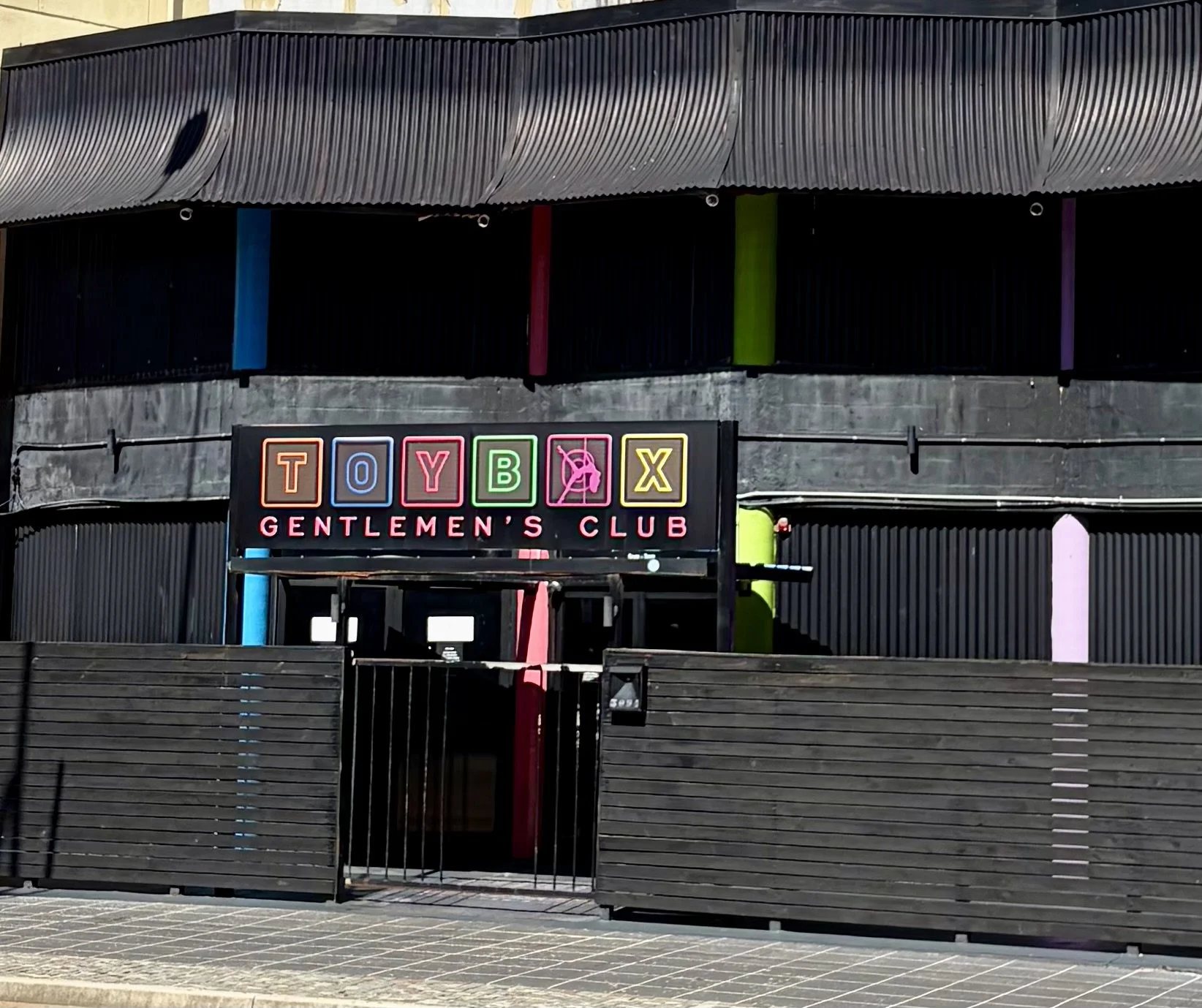 ToyBox Gentlemans Club 