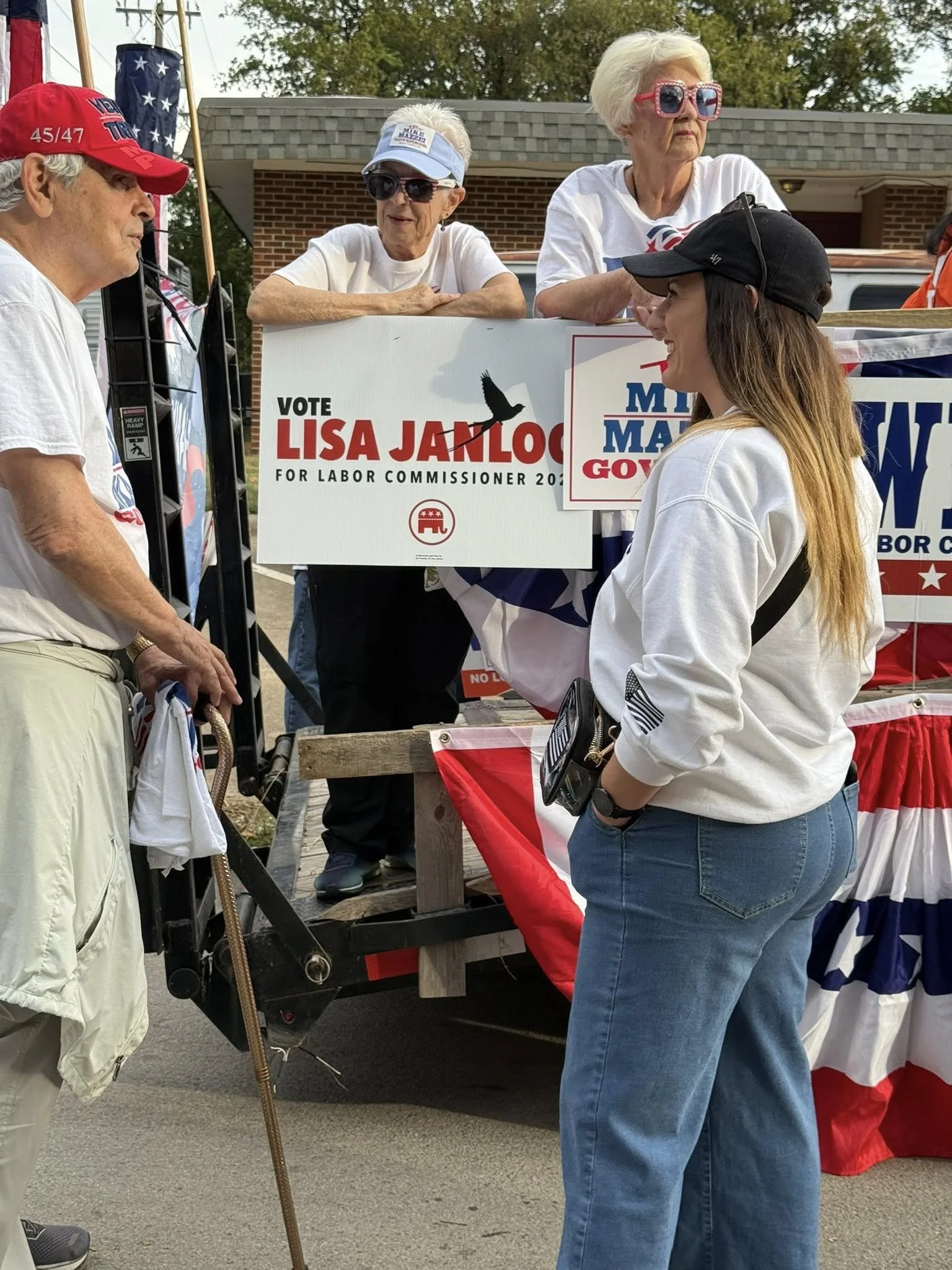 LJC_Gallery Chit Chat.jpg