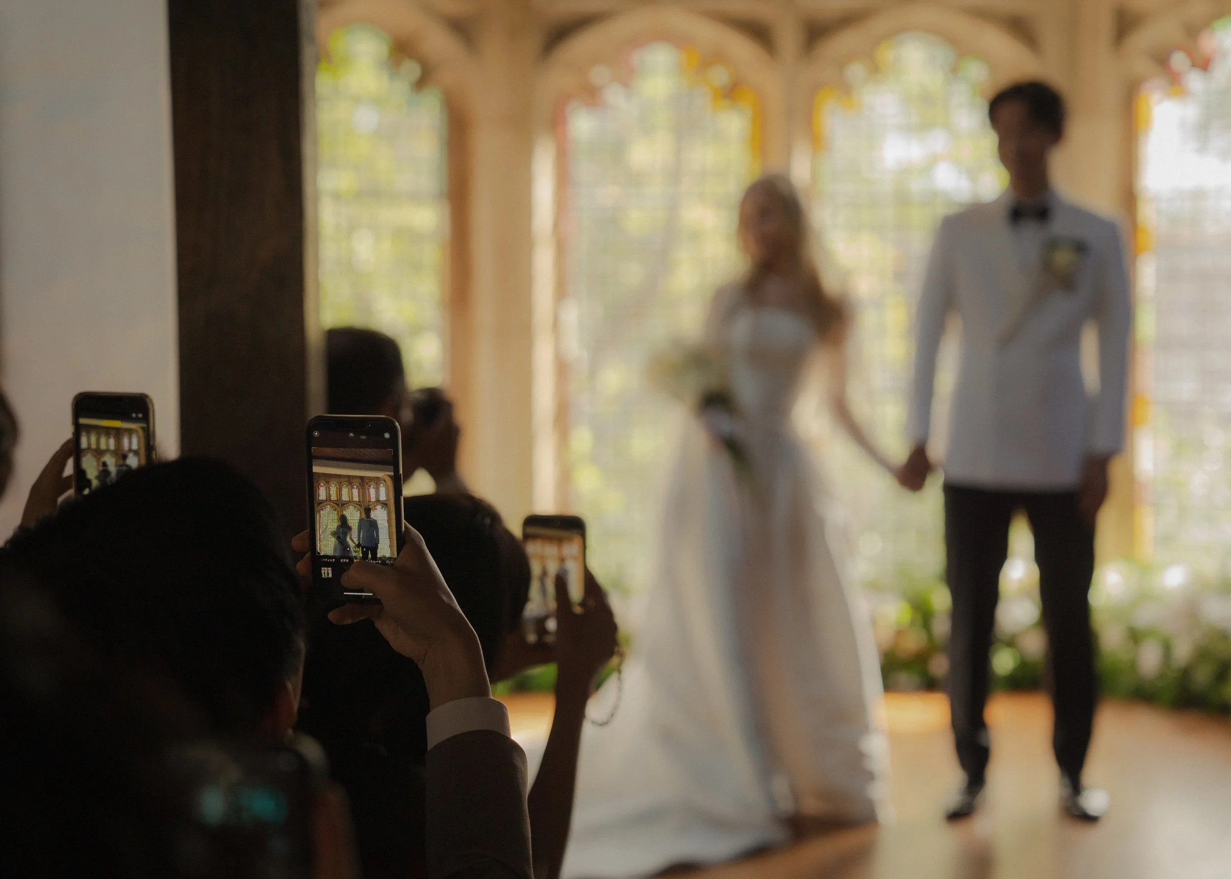 My Wedding Photography Non-Negotiables (And Why I'll Always Ask for an Unplugged Ceremony)