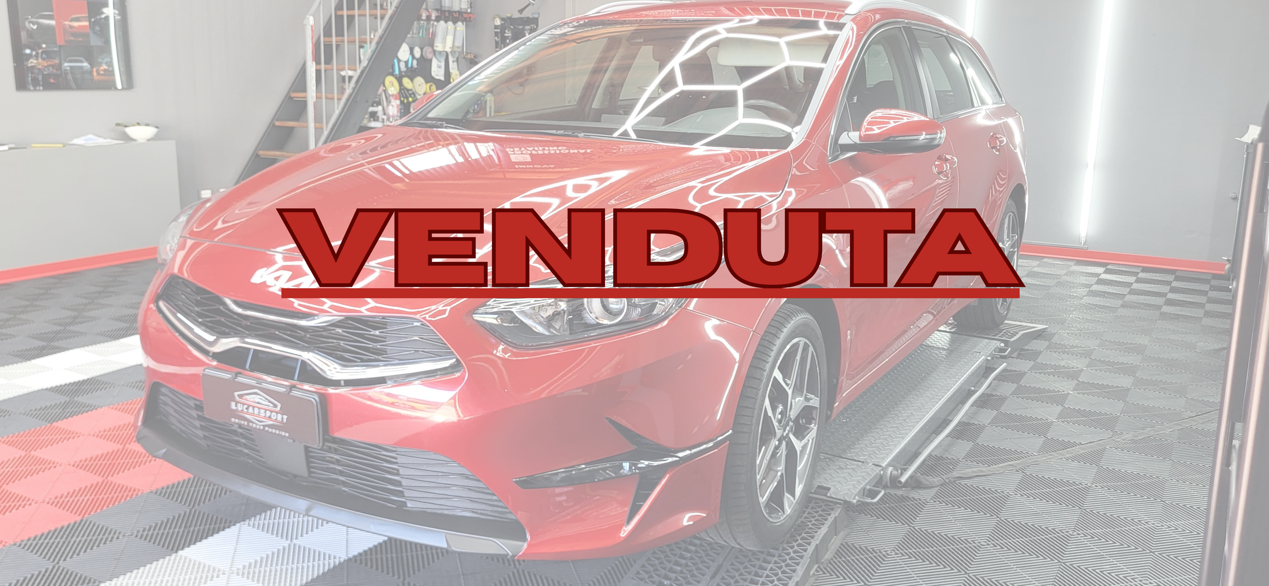 Kia Ceed III SW 1.6 crdi mhev Business 136cv imt – 10/2023 – 100 kW / 136 CV – Cambio Manuale / KM 33970/ Colore : Infra Red - Hybrid Diesel / 24 Km/lt - € 16.690,00