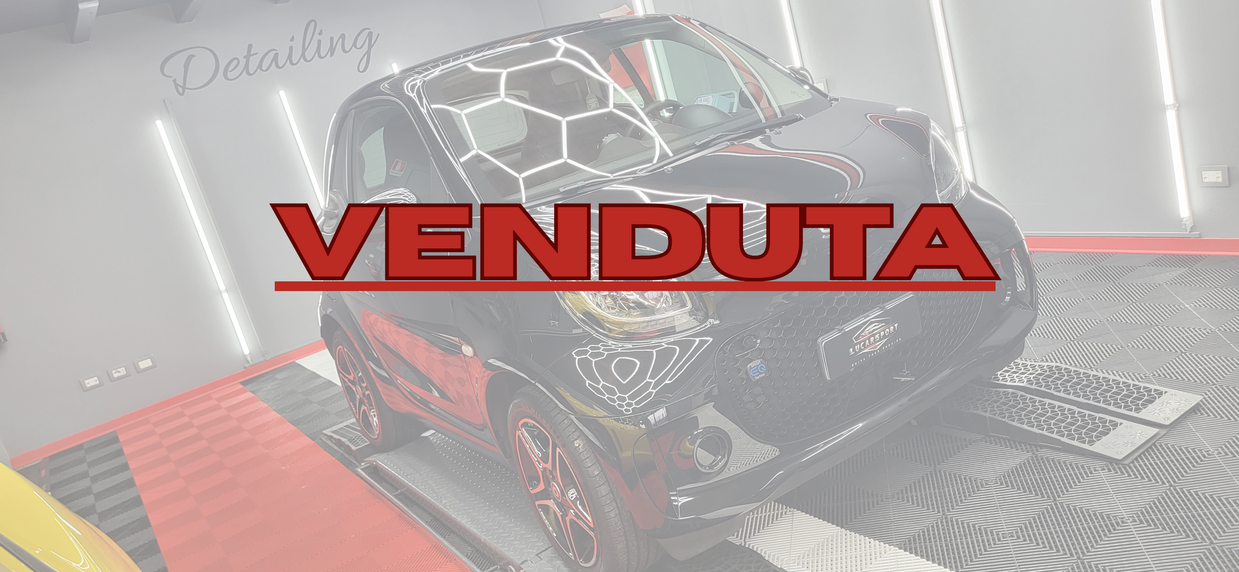 Smart Fortwo EQ Pulse/ Alimentazione: Elettrica / Anno 2021 / Km: 13.670 / Colore: Total Black- Cambio Automatico ad € 12.490,00