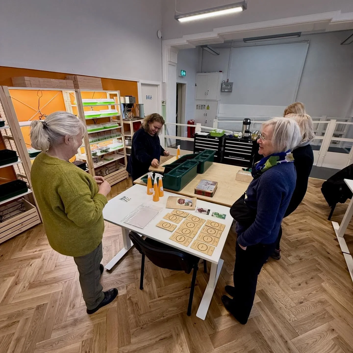 We were in @creativeregeneration_ The Old Library this week using their #STEAM Growing Wall, starting this year&rsquo;s propagation, learning about micro green hydroponic sowing and discussing the logistics and detail of the forthcoming gourock edibl