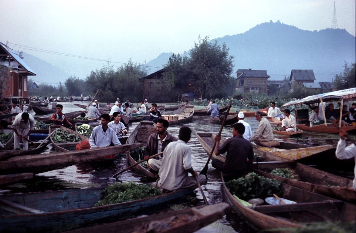 10_BOATS.jpg