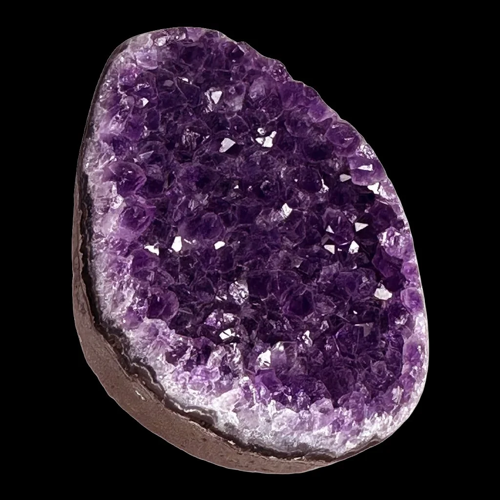 Amethyst cut-base 010