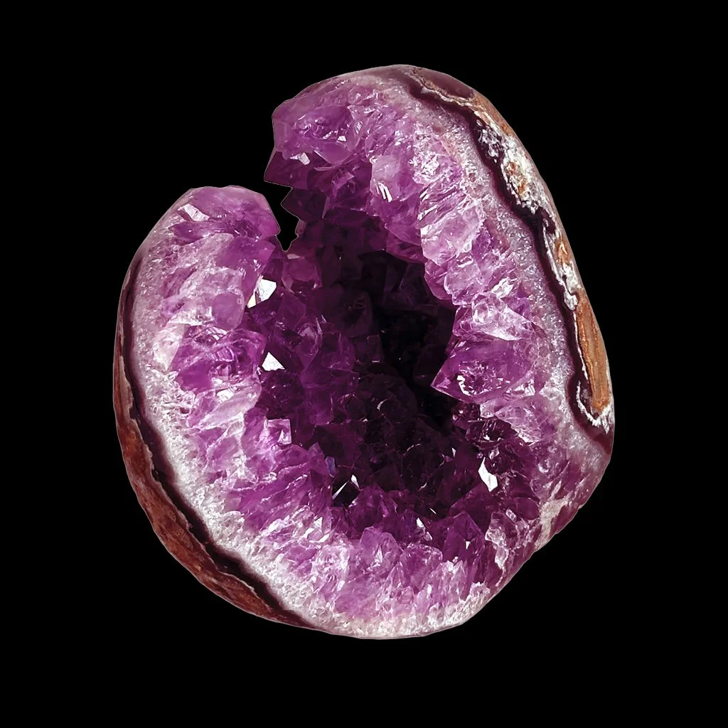 Amethyst geode 010
