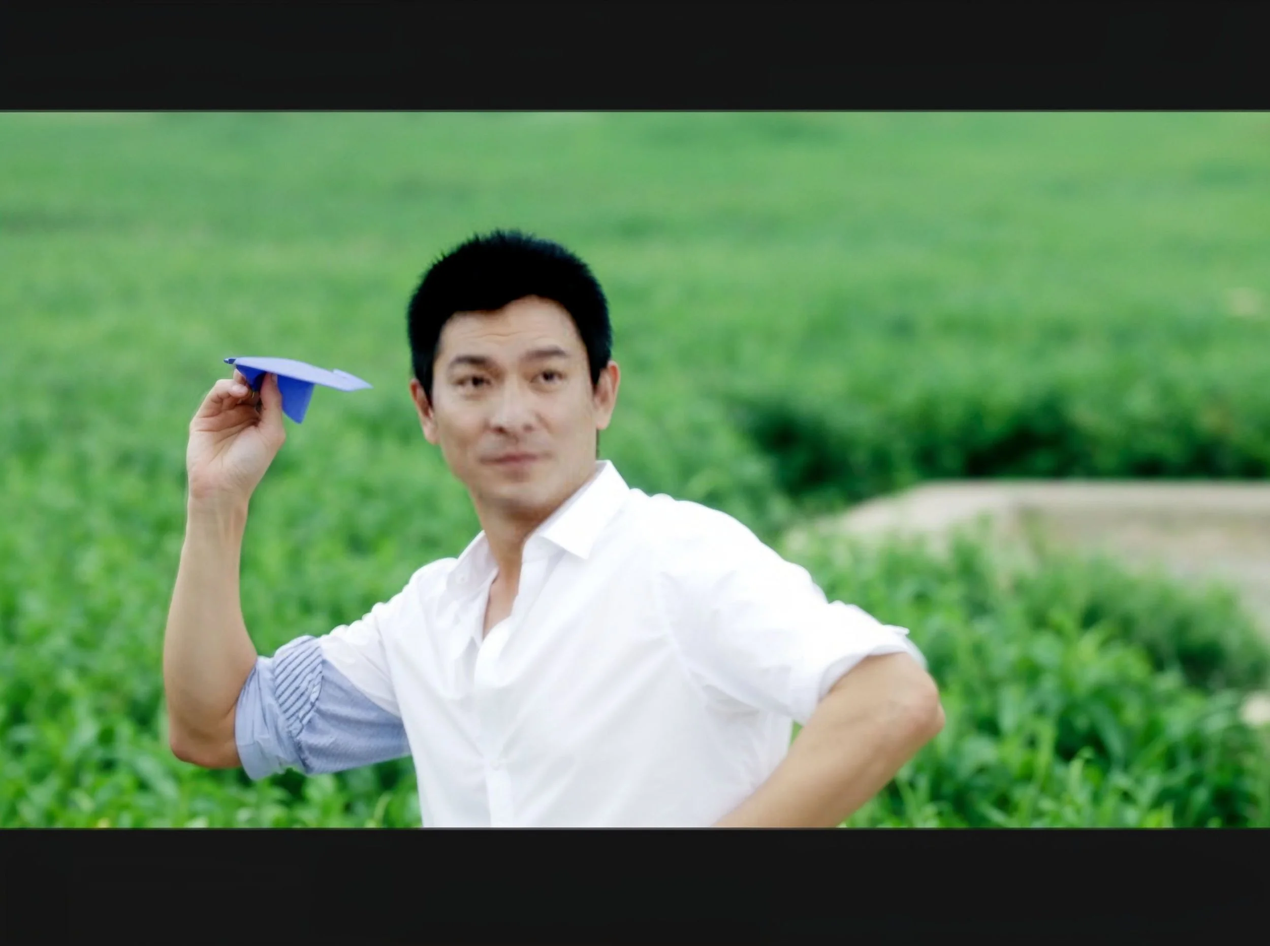 海闊天空一路是藍