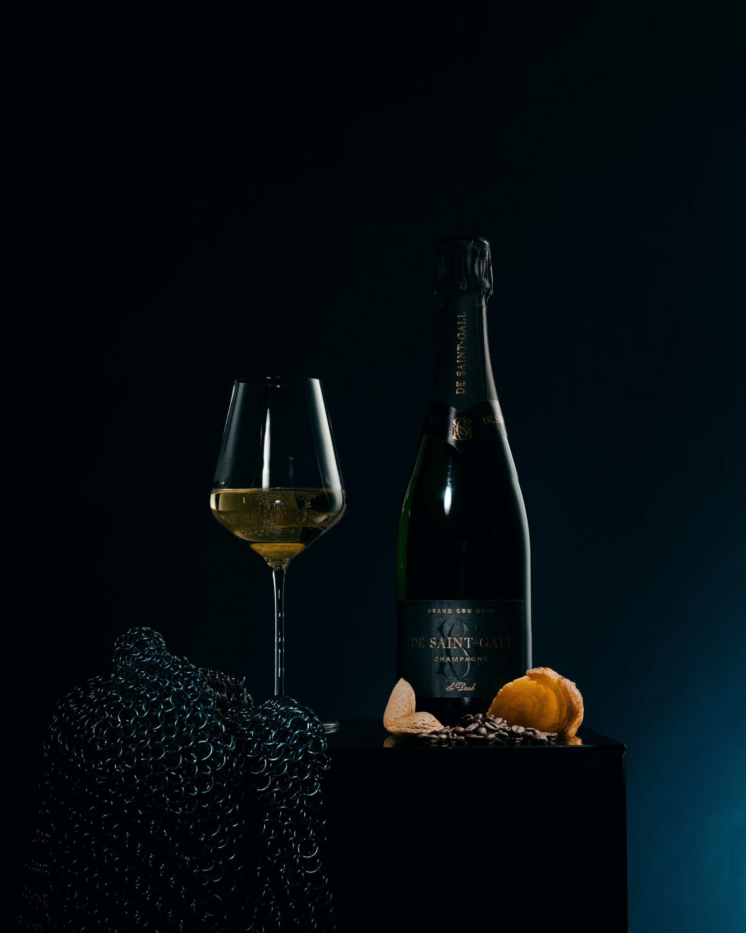 SO DARK_0697_MAIN 1.jpg