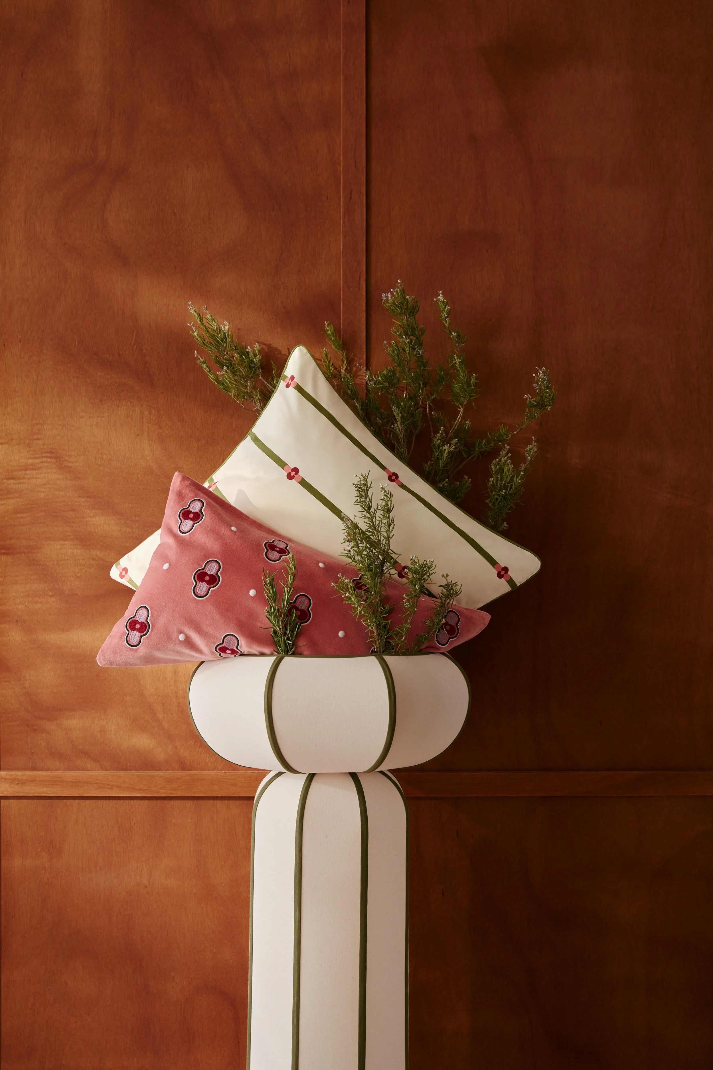 BONSOIRS_MARGAUXKELLER_3221 2.jpeg