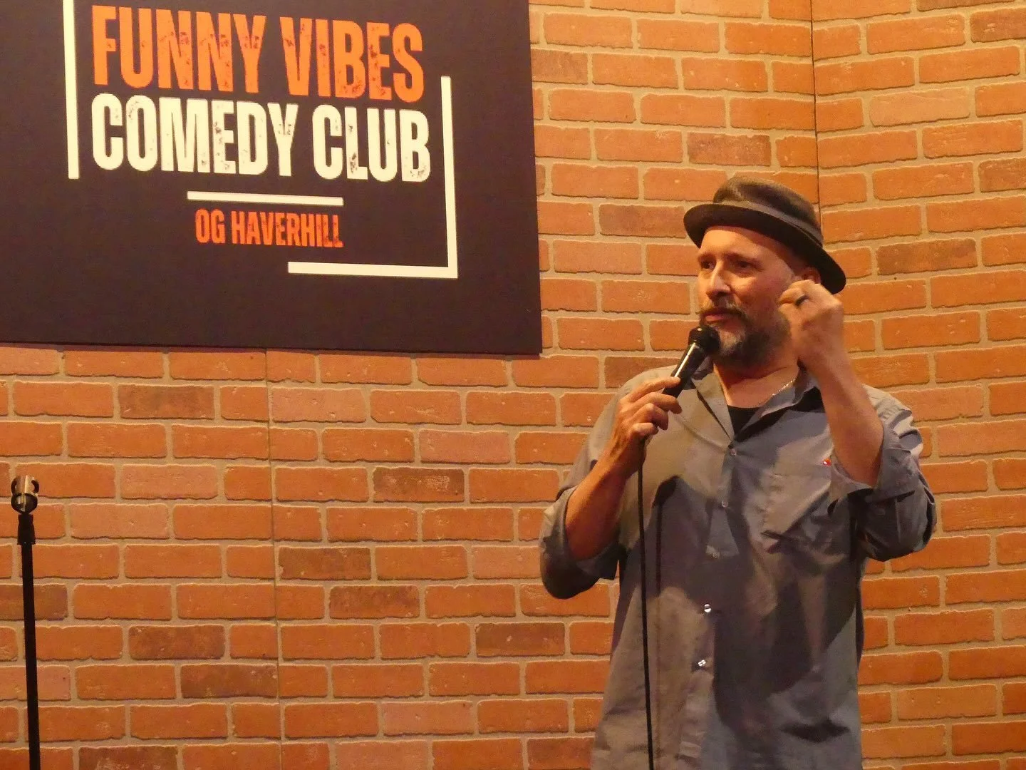 Wow! I can’t believe I got to headline a show! I am extremely grateful to @msladdycomedy and @funnyvibes_comedyclub for giving me this opportunity. Three years ago when I started doing stand-up, I started to dream about my first headlining gig