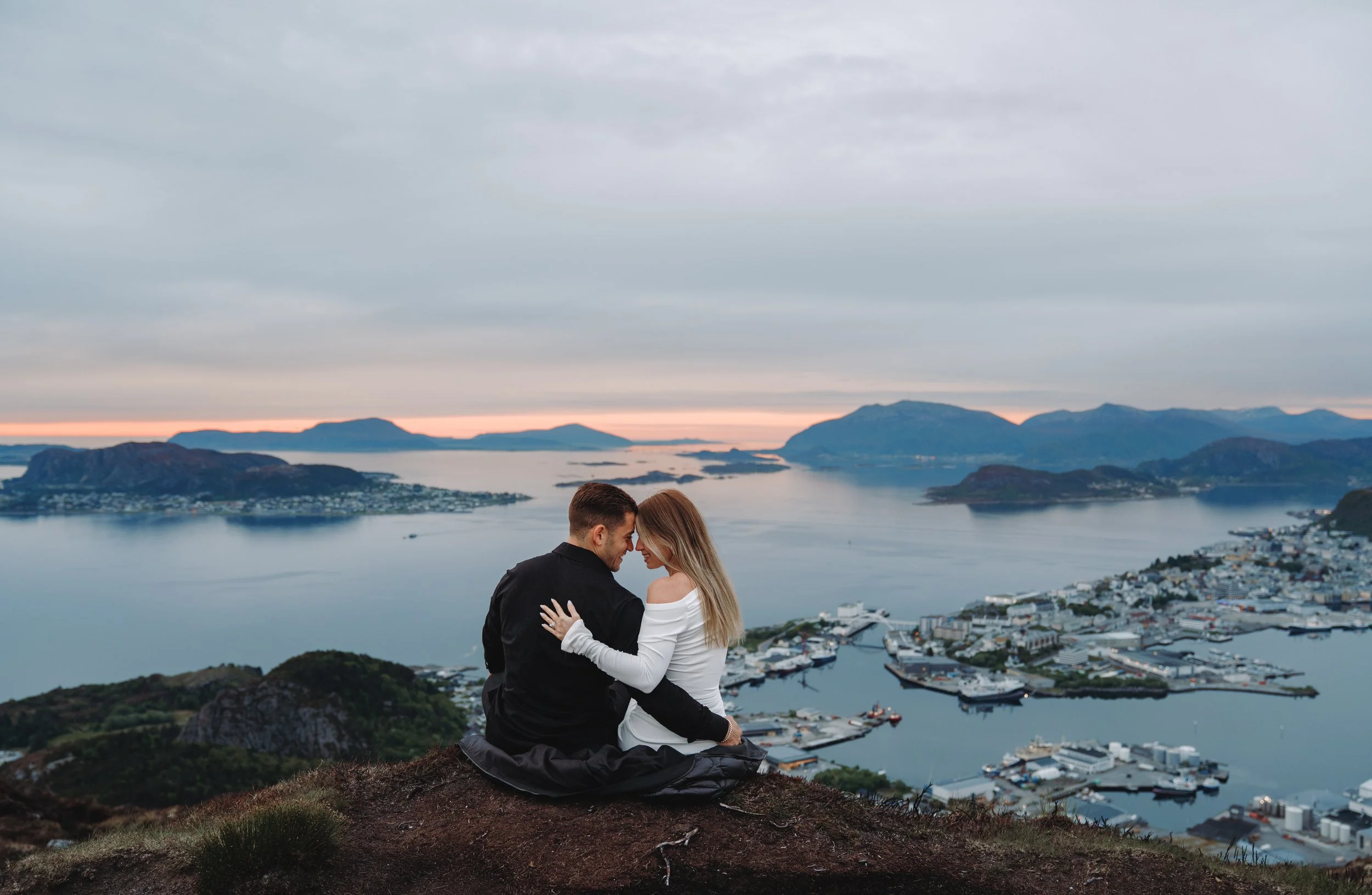 A Spring Elopement in Alesund, Norway | Hannah &amp; Austin's Intimate Love Story