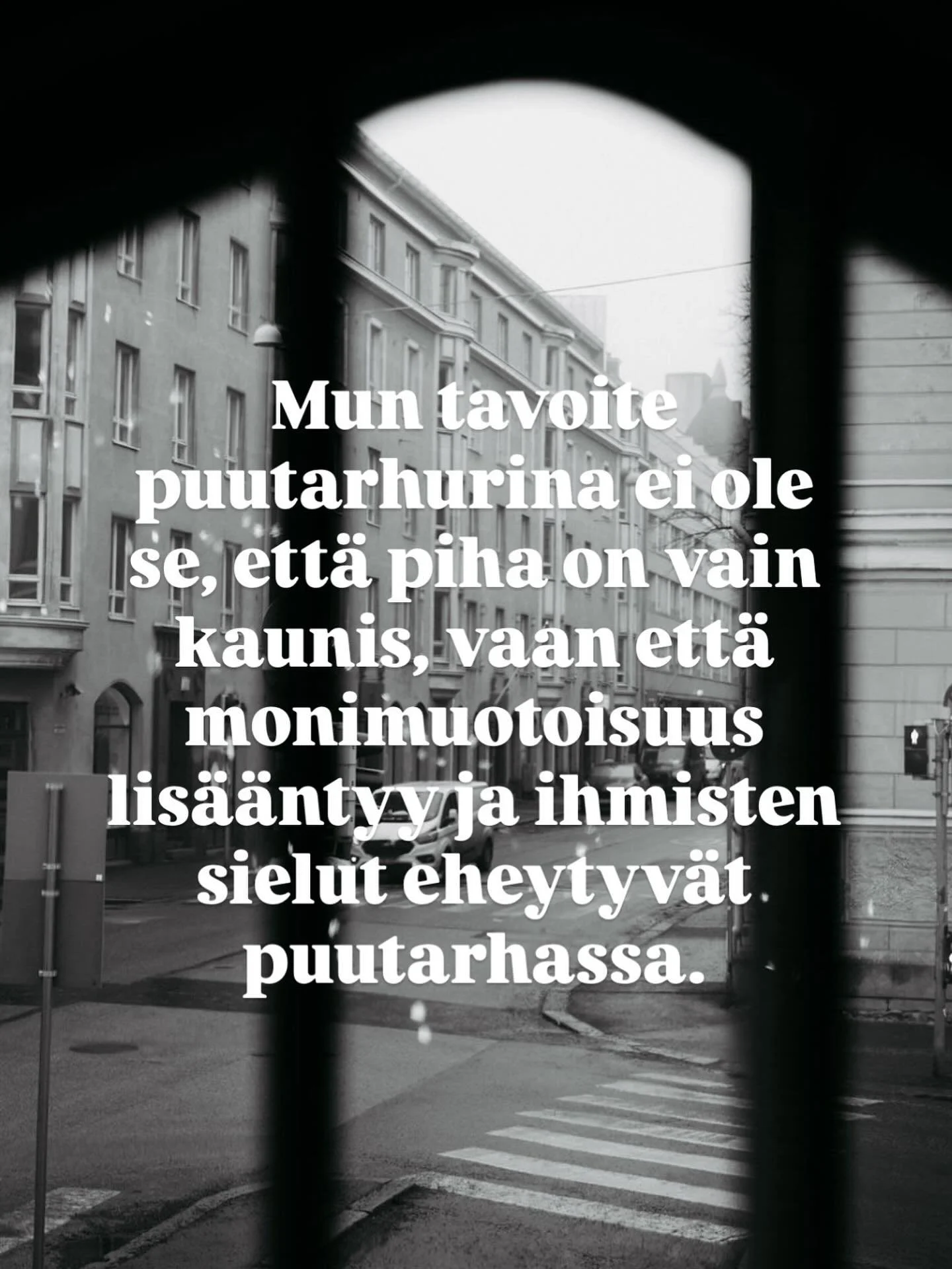 Mun s&auml;hk&ouml;posti ilmoittelee uusista yhteydenotoista jatkuvalla sy&ouml;tteell&auml; ja olen onnistunut l&ouml;yt&auml;m&auml;&auml;n ymp&auml;rilleni huikeita tyyppej&auml; joiden kanssa voidaan vastata teid&auml;n suureen kysynt&auml;&auml;