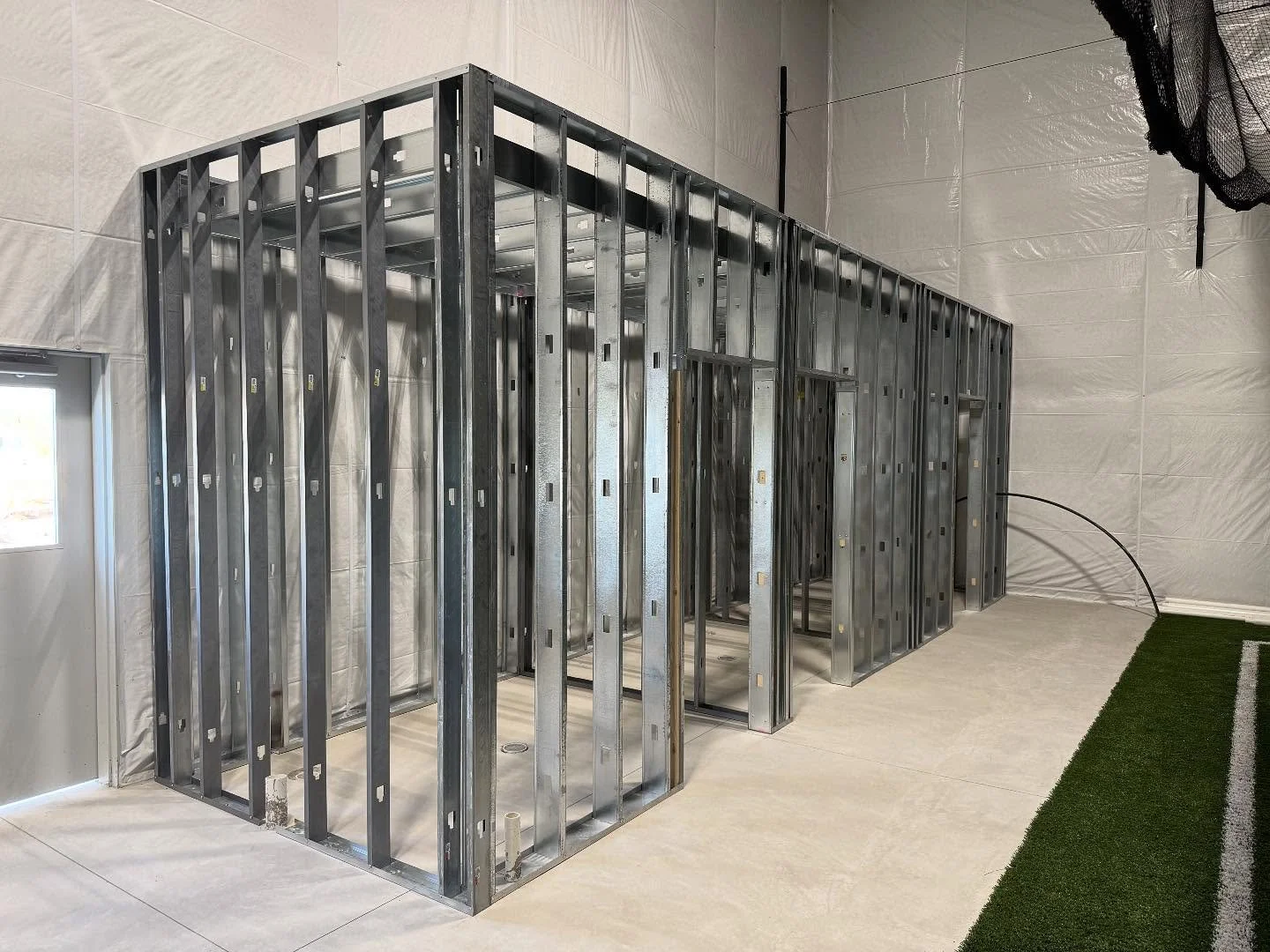 Indoor work ✅. These guys are crushing it. More to come&hellip;. #FLXTurf #Yourhometurf #Comingsoon