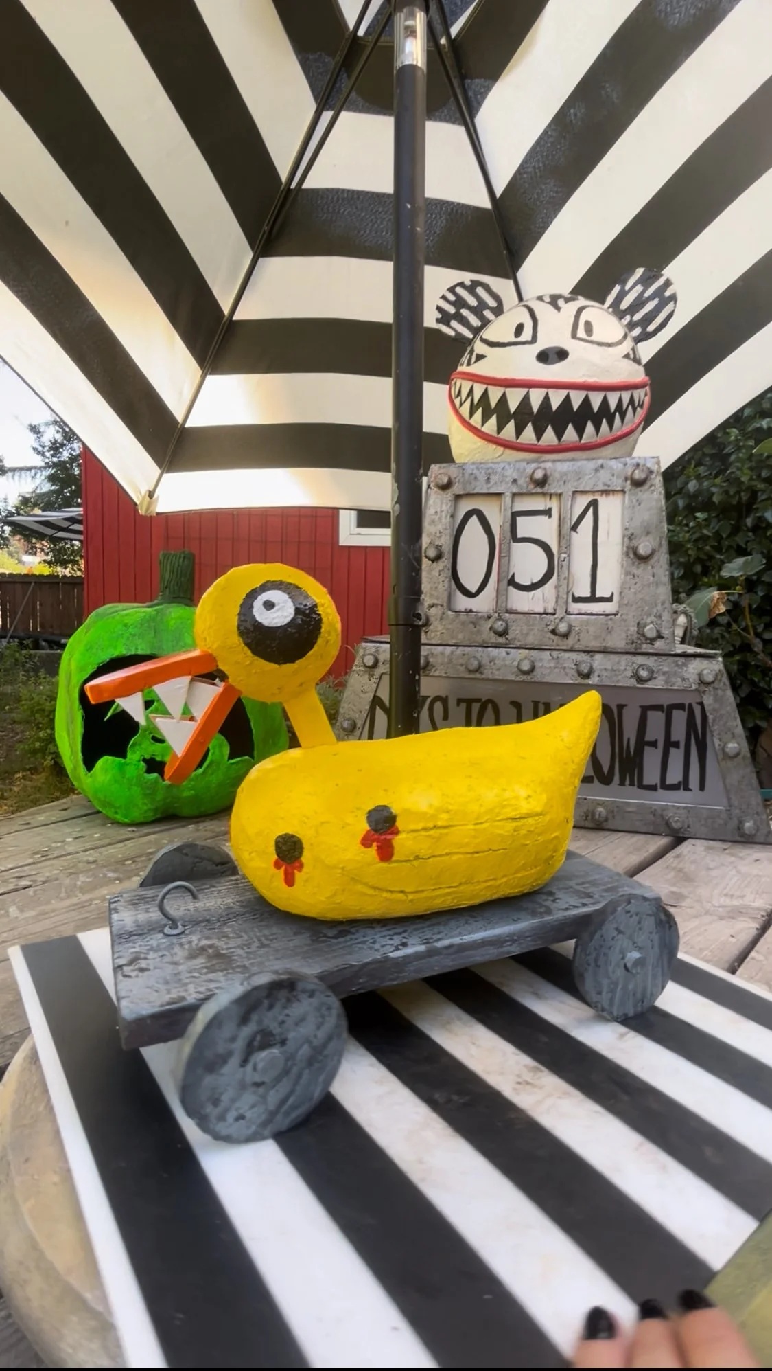 UNDEAD DUCK & OTHER PROPS