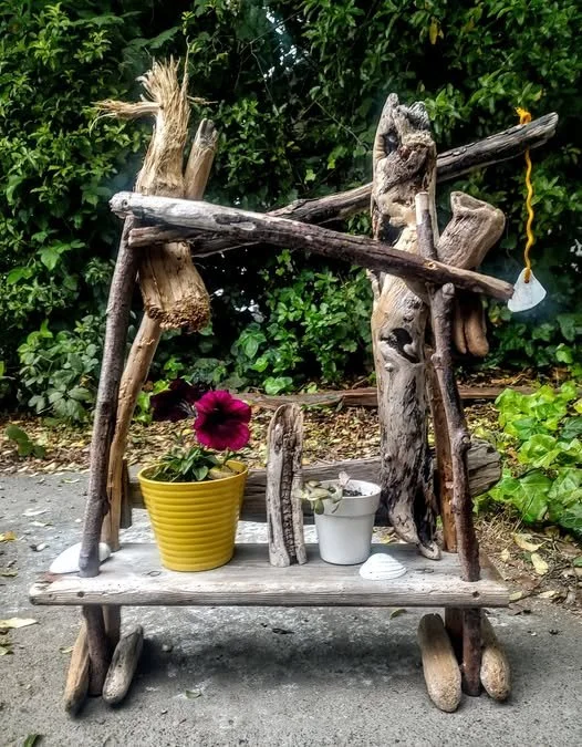 DRIFTWOOD CREATIONS - THE ROOSTER.jpg