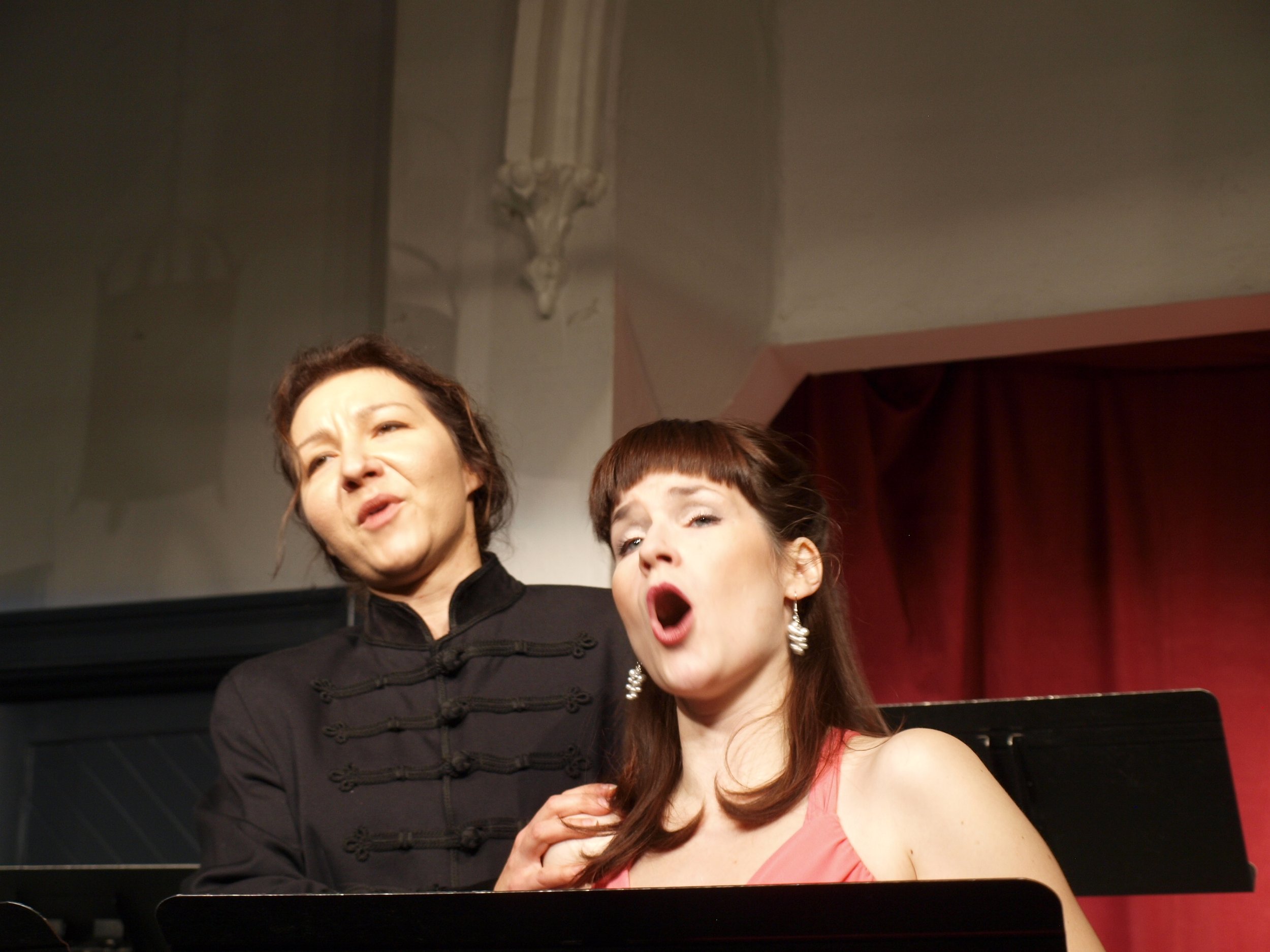 Cherubin (Act 2 love duet) 112011 Bardos Bardua.JPG