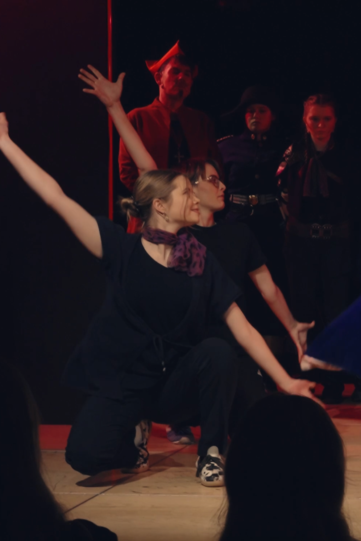 Tanz, Musik und Schauspiel