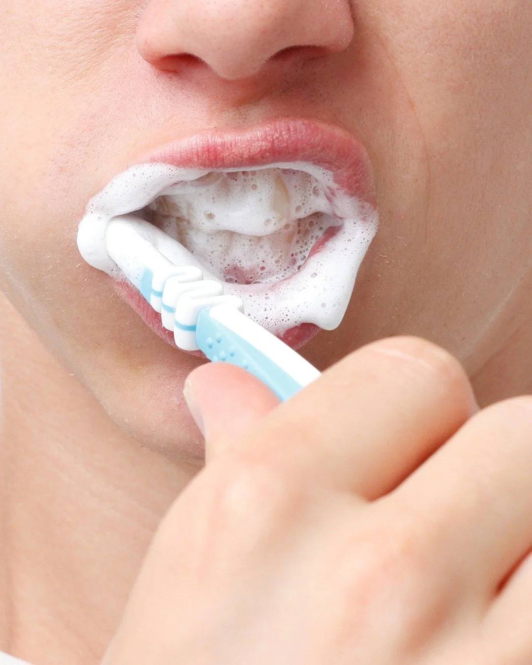 Are you brushing your teeth right? 🪥

You might be surprised how many people brush every day but still miss the mark.
Start with a soft-bristled toothbrush and gentle, circular motions. Brushing harder does not mean brushing better. In fact, too muc