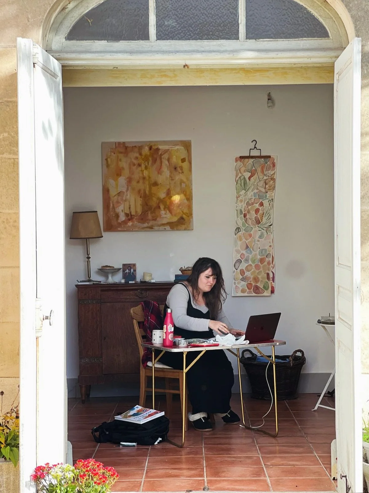 This week had I got to visit one of my sweetest pals, @photohope at her home in a little medieval village in the region of Bourgogne ✨ We painted, went on walks and talked for about three days straight. I&rsquo;m so thankful for my artist friends who