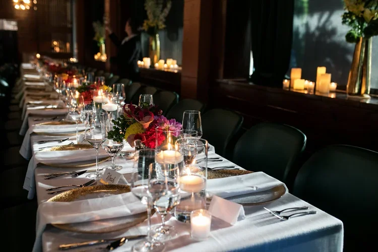 25+Years_Decor+and+Plating_020-min.webp