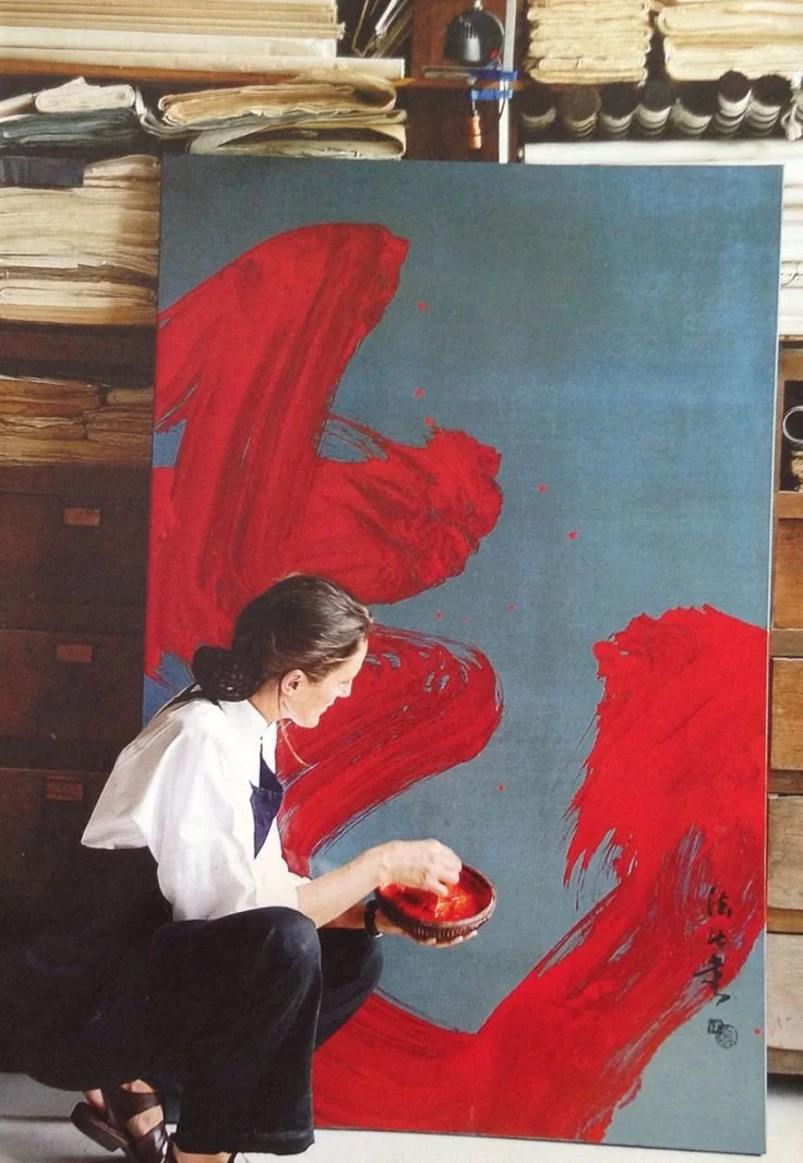 Why the Most Collected Paintings Right Now Look Unfinished