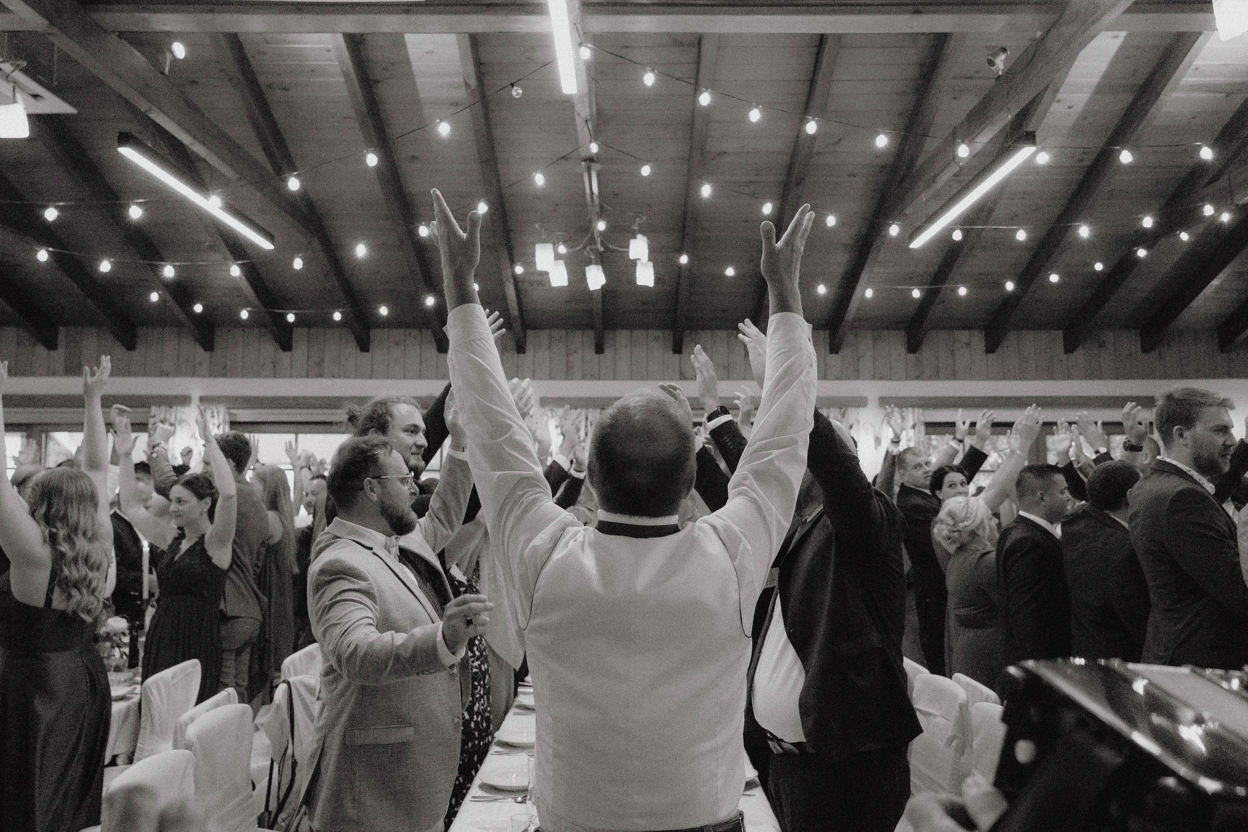 2025-08-23 Hochzeit Viki & Jörg-4592.jpg