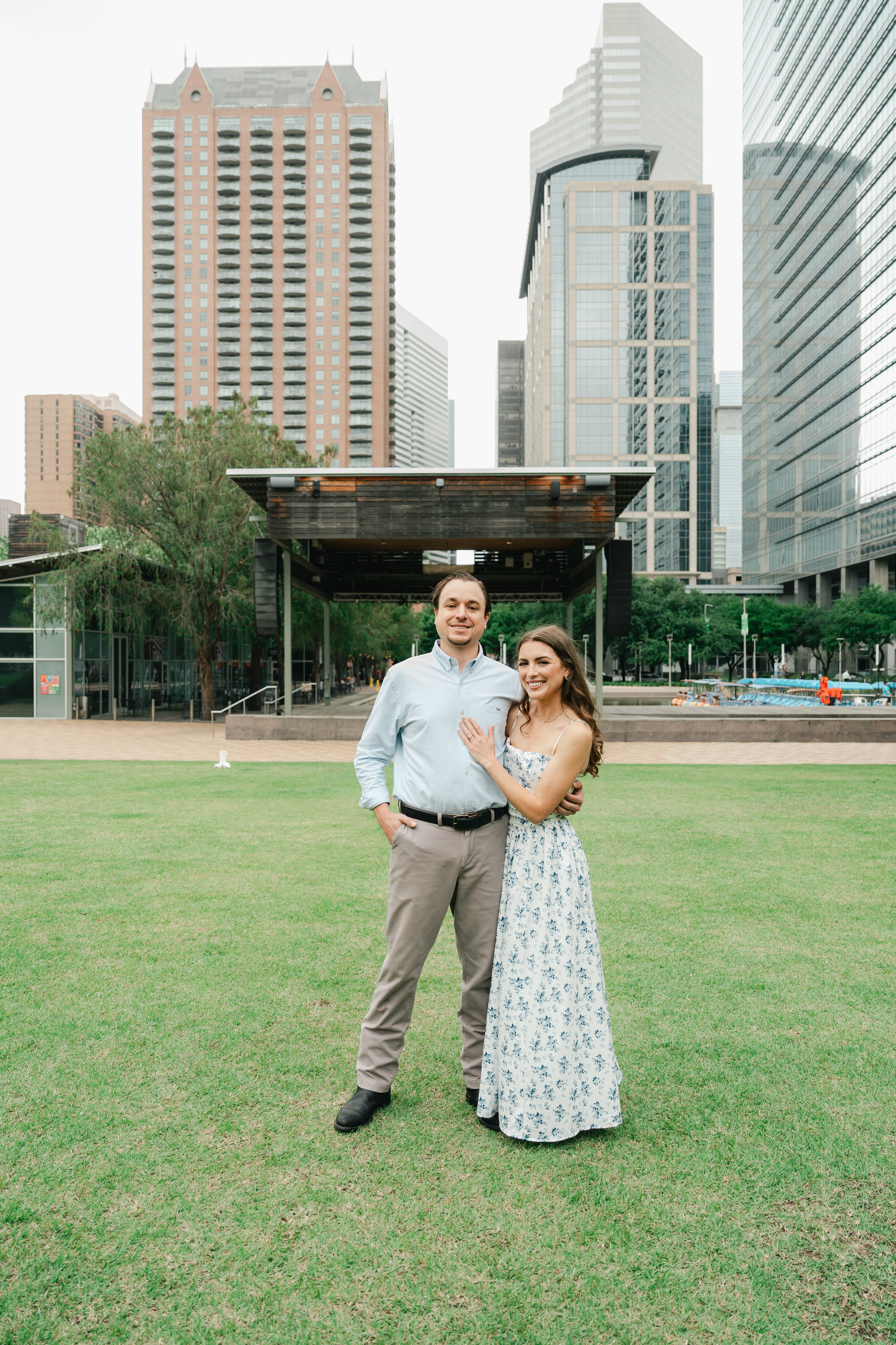 Discovery Green Engagement Photos | Houston Engagement Photographer