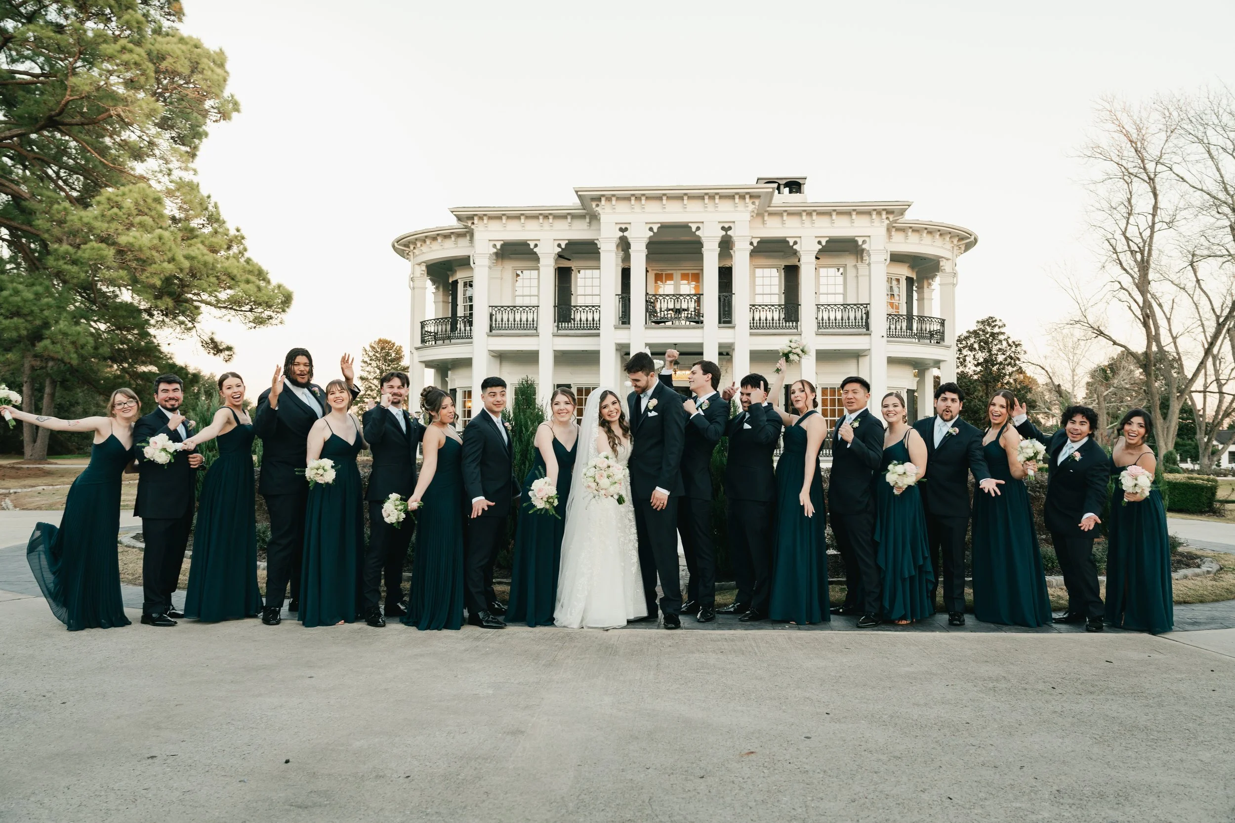 Sandlewood Manor — The Perfect Blend of Elegance and Romance