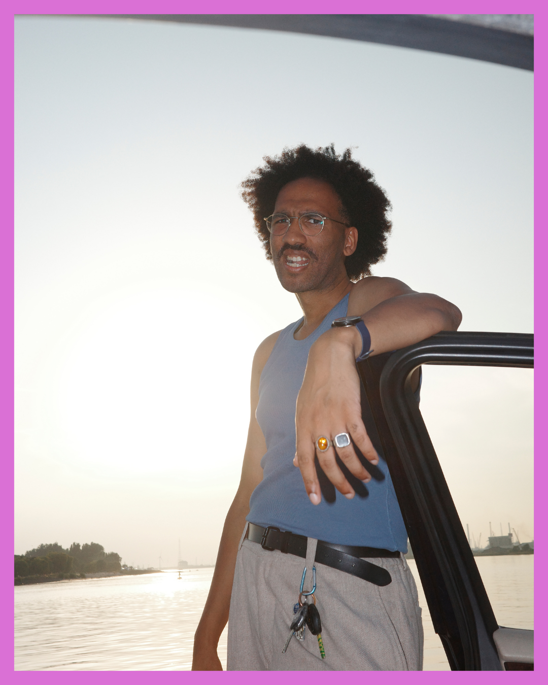 Exploring Antwerp with Youniss: “This place gave me the energy to write my album”